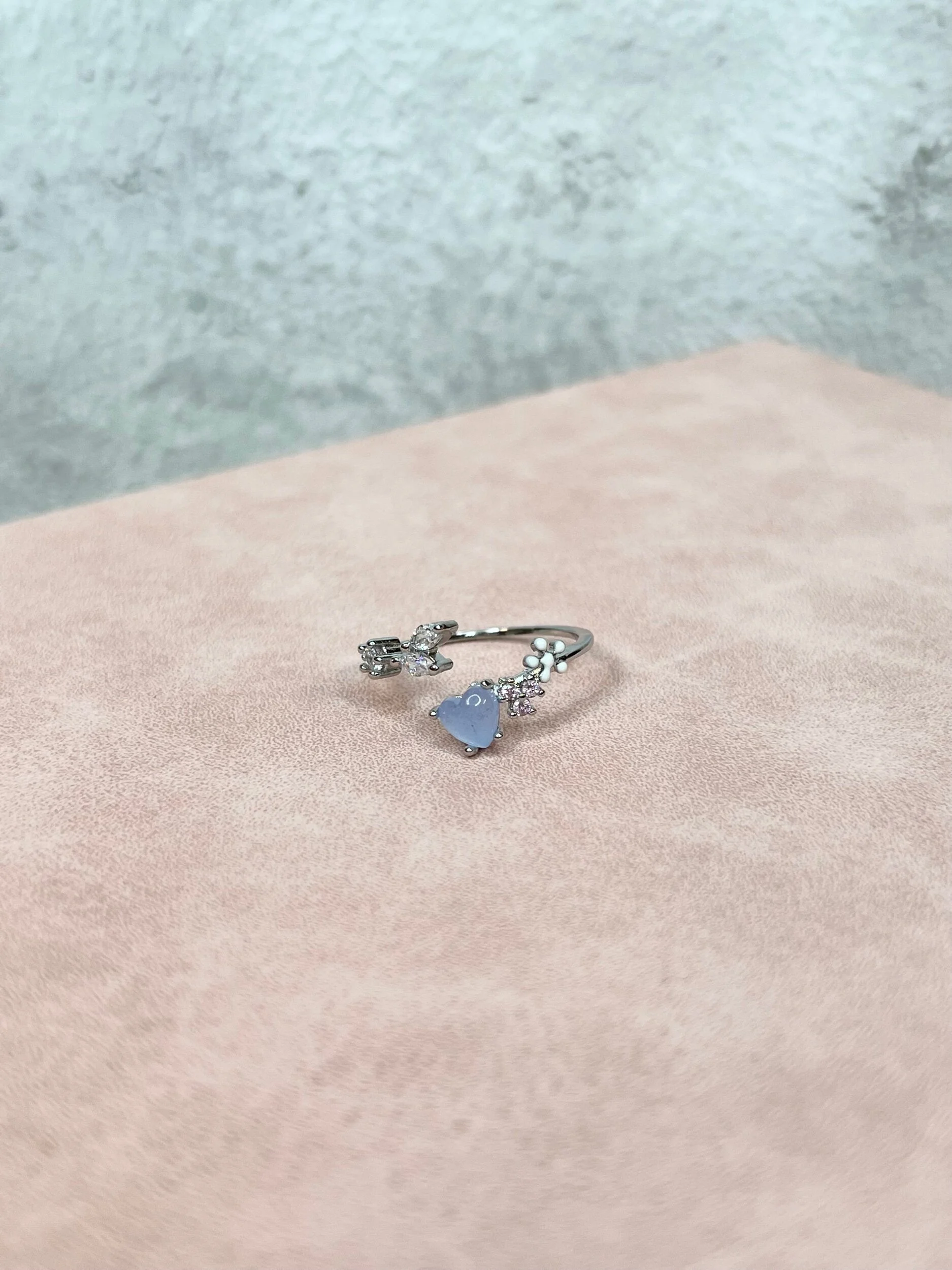 4CB0AD56-C698-4988-9AC9-CD9149CE28D0