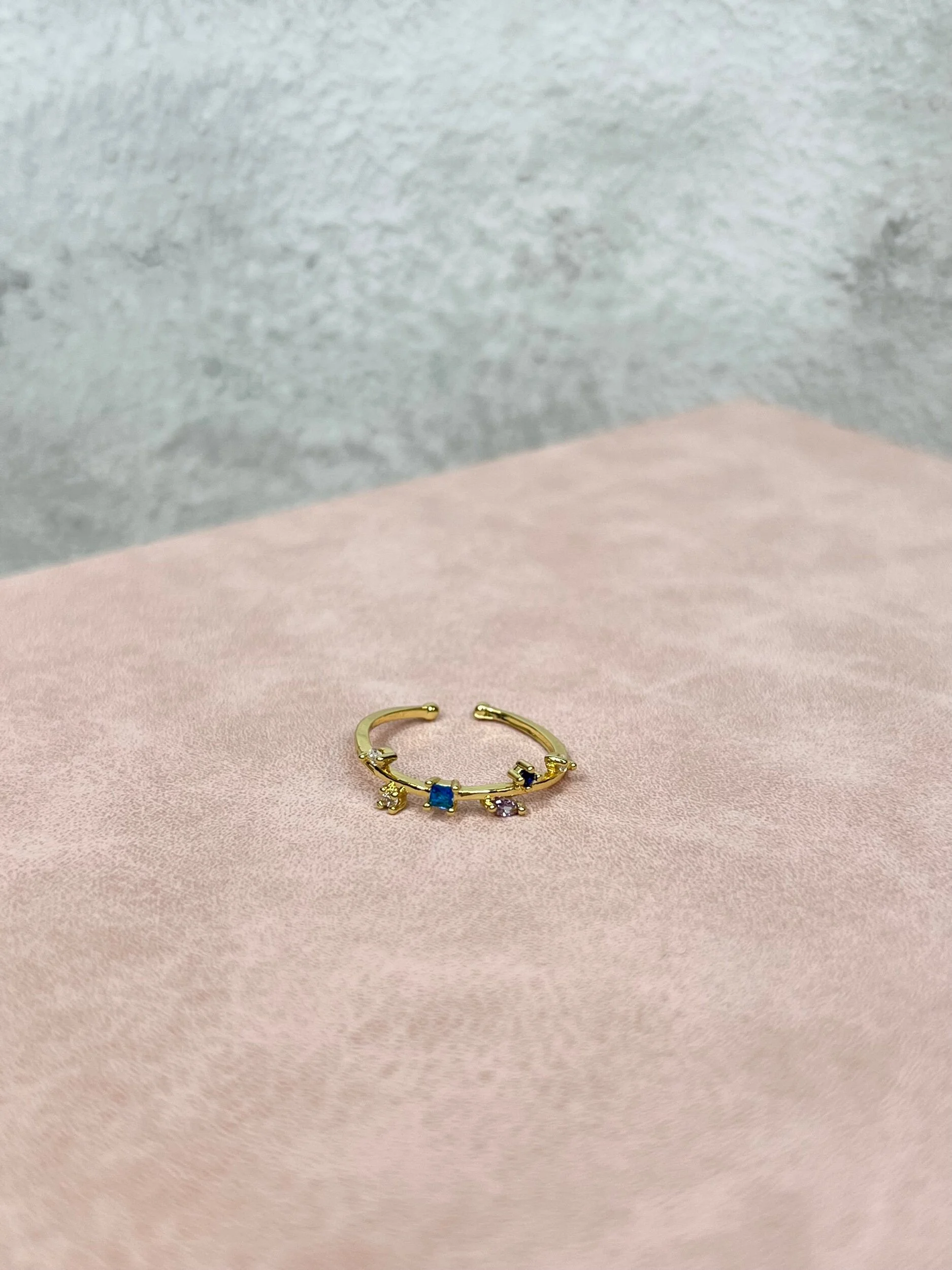 27B48183-8A52-48A3-863A-B7837F3C2AA8