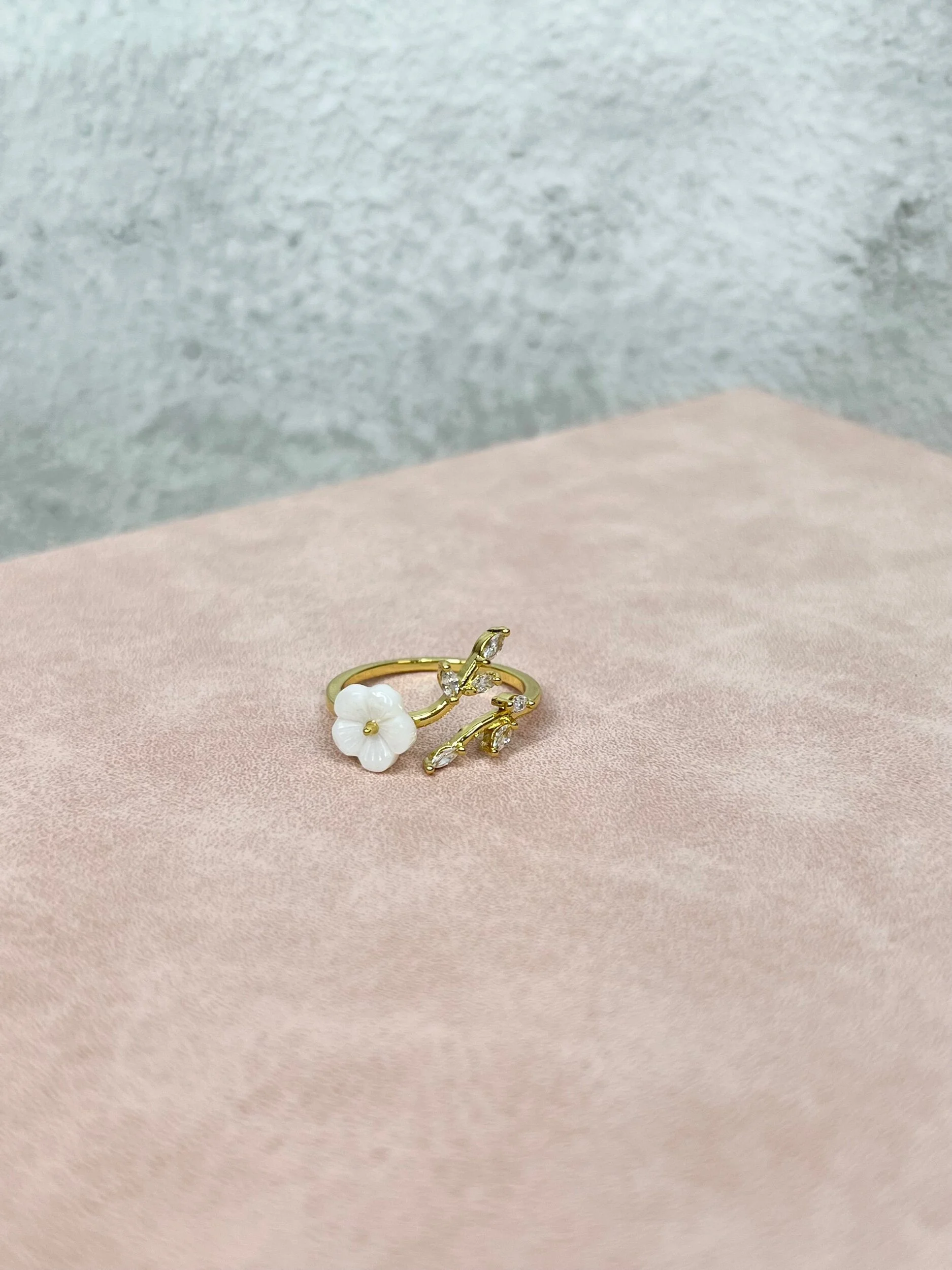 0F1220CA-AC83-48BE-B367-F04F9EBF159D