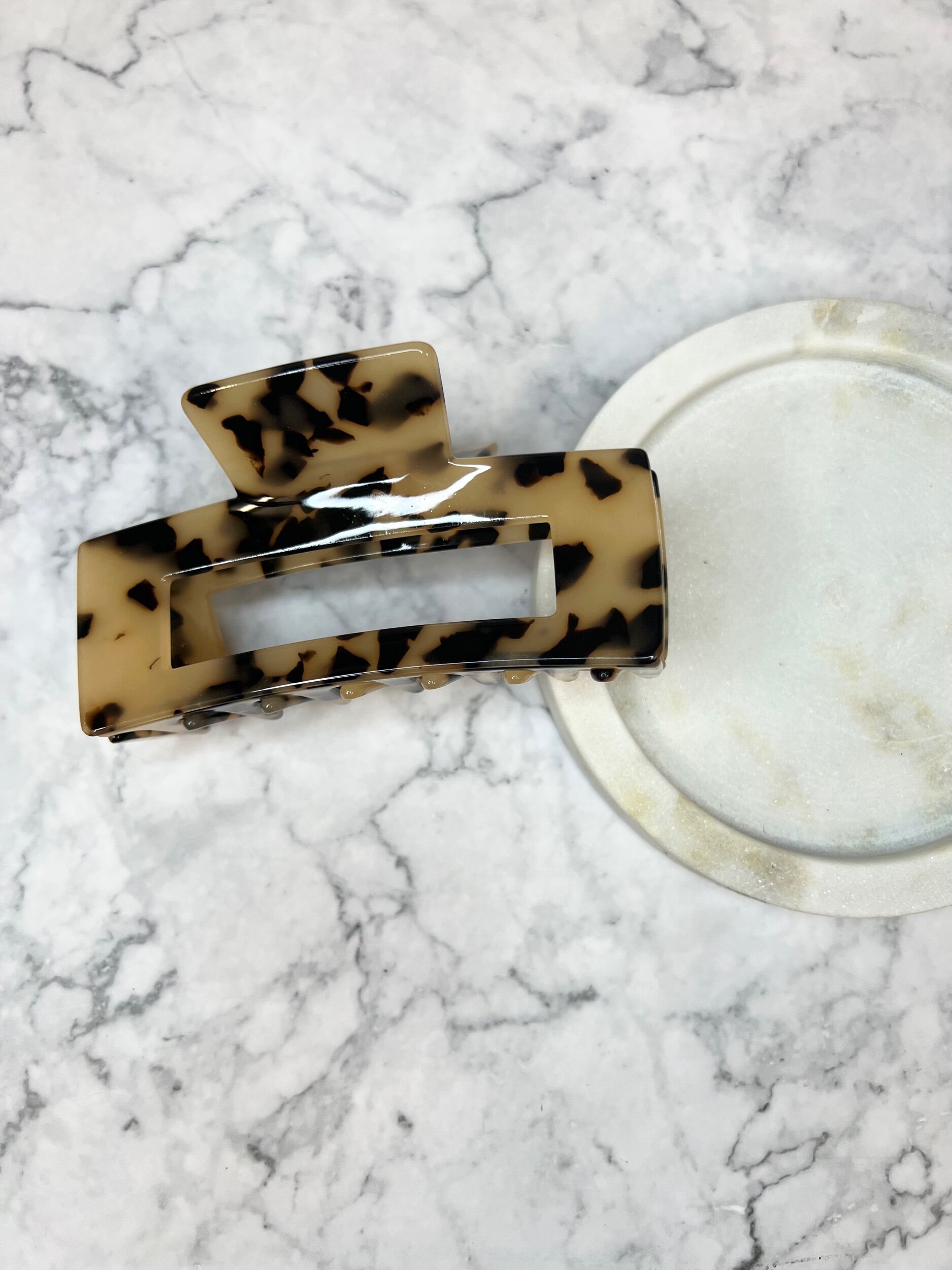 685BCADE-F41E-42D7-BCFB-69AC8B2B5E58