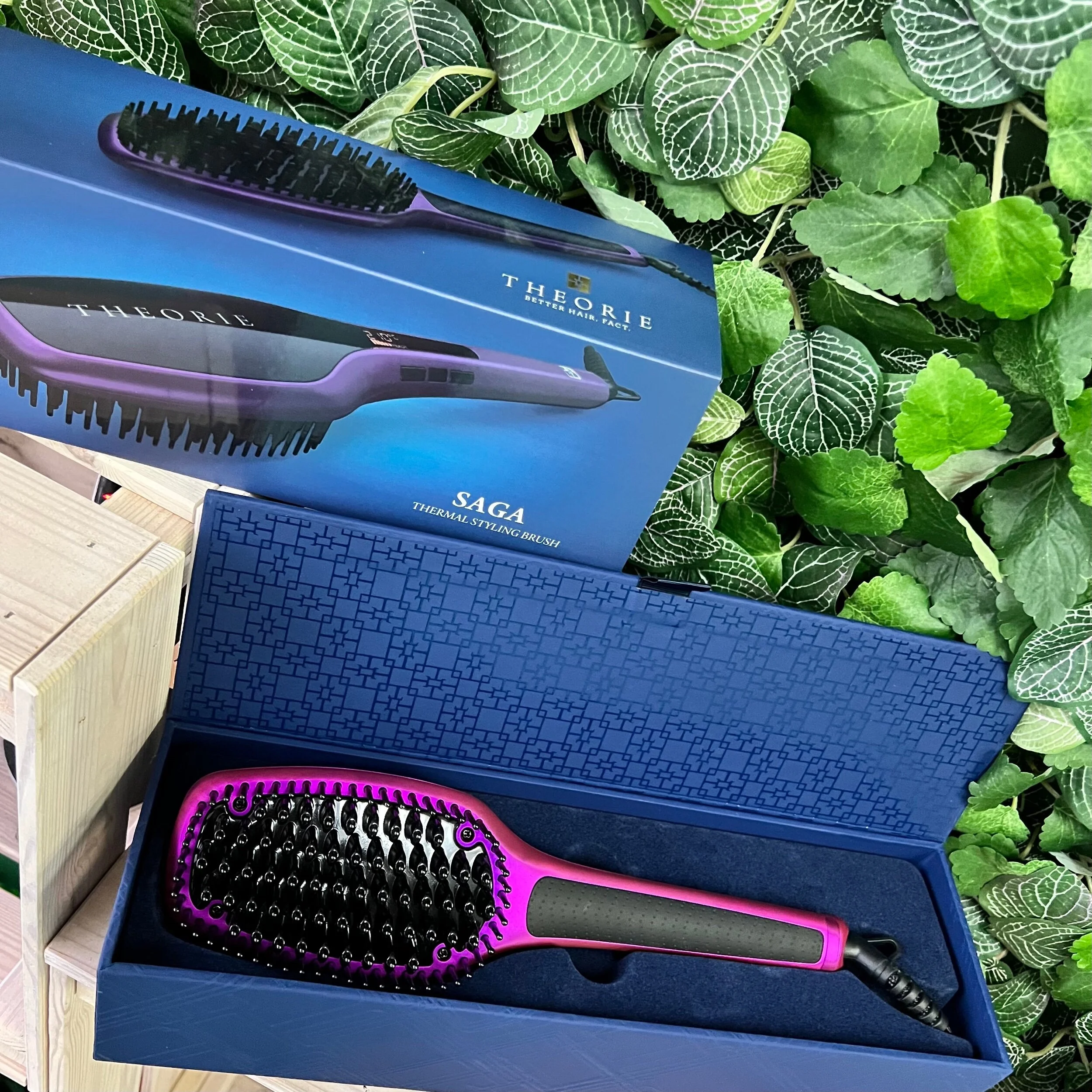 THEORIE SAGA THERMAL STRAIGHTENING BRUSH Spruce Moose