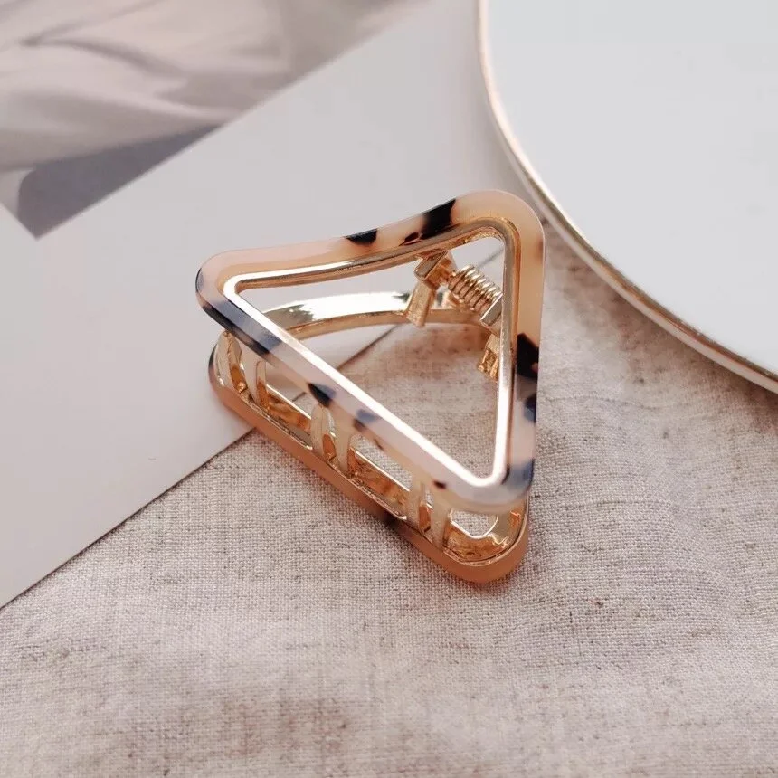 BFCA0501-BE08-43CF-B814-0F085C40B750