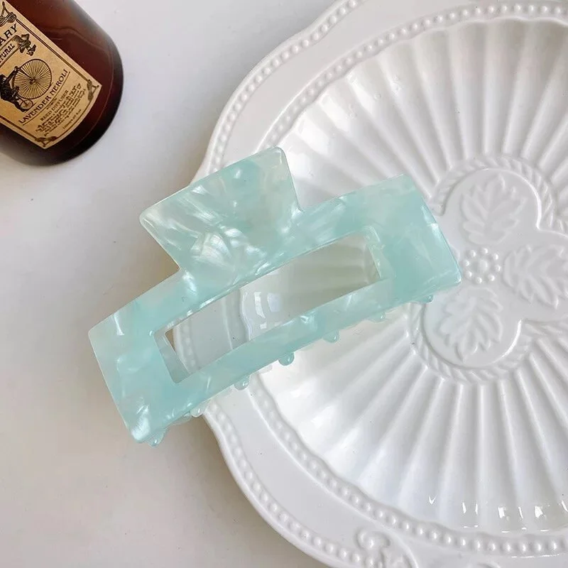 011FCB1B-69FA-4F13-B671-B12EDA590B49