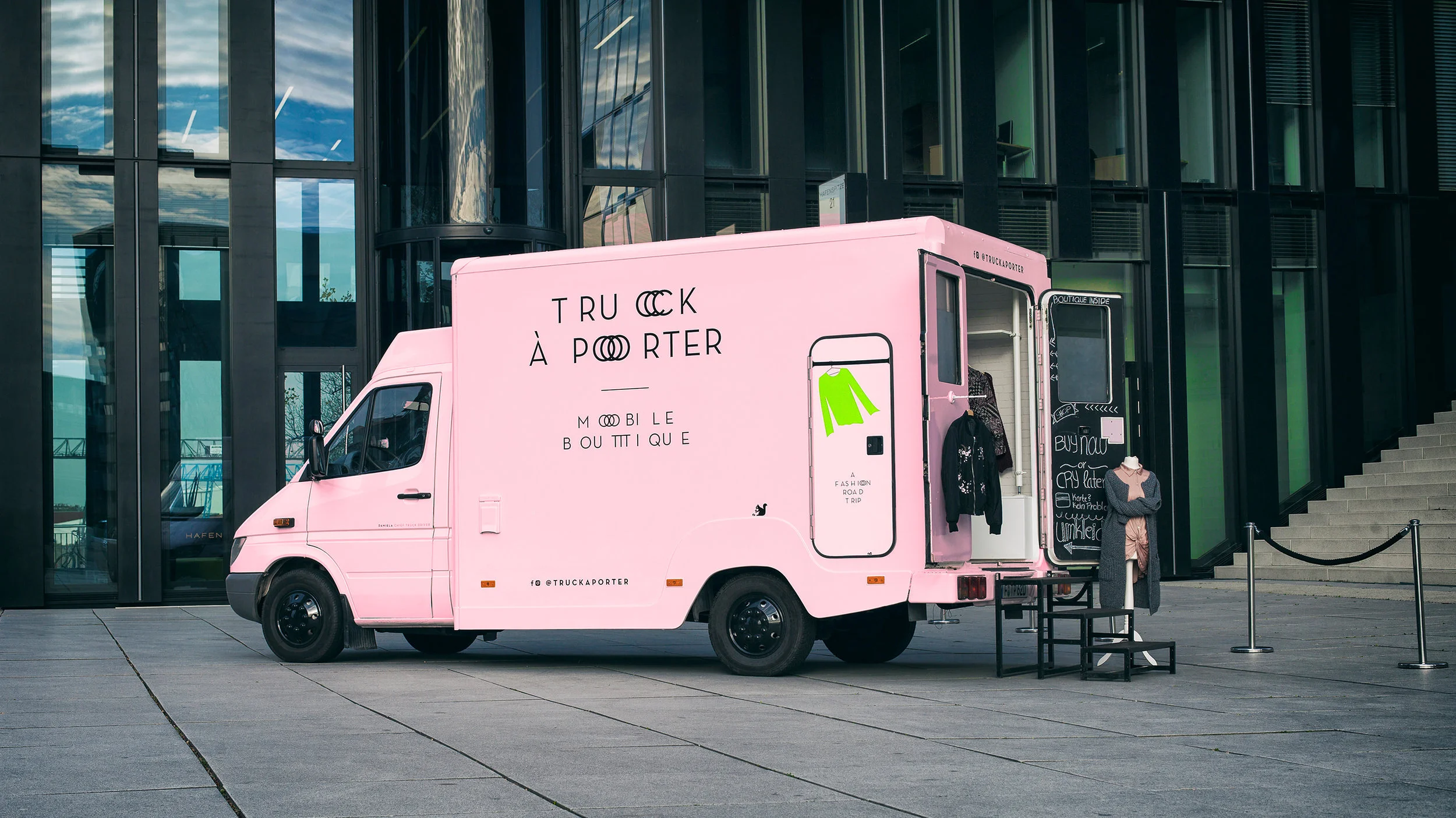 99NOs-20-Truck-a-Porter-2560px-72dpi-RGB.jpg
