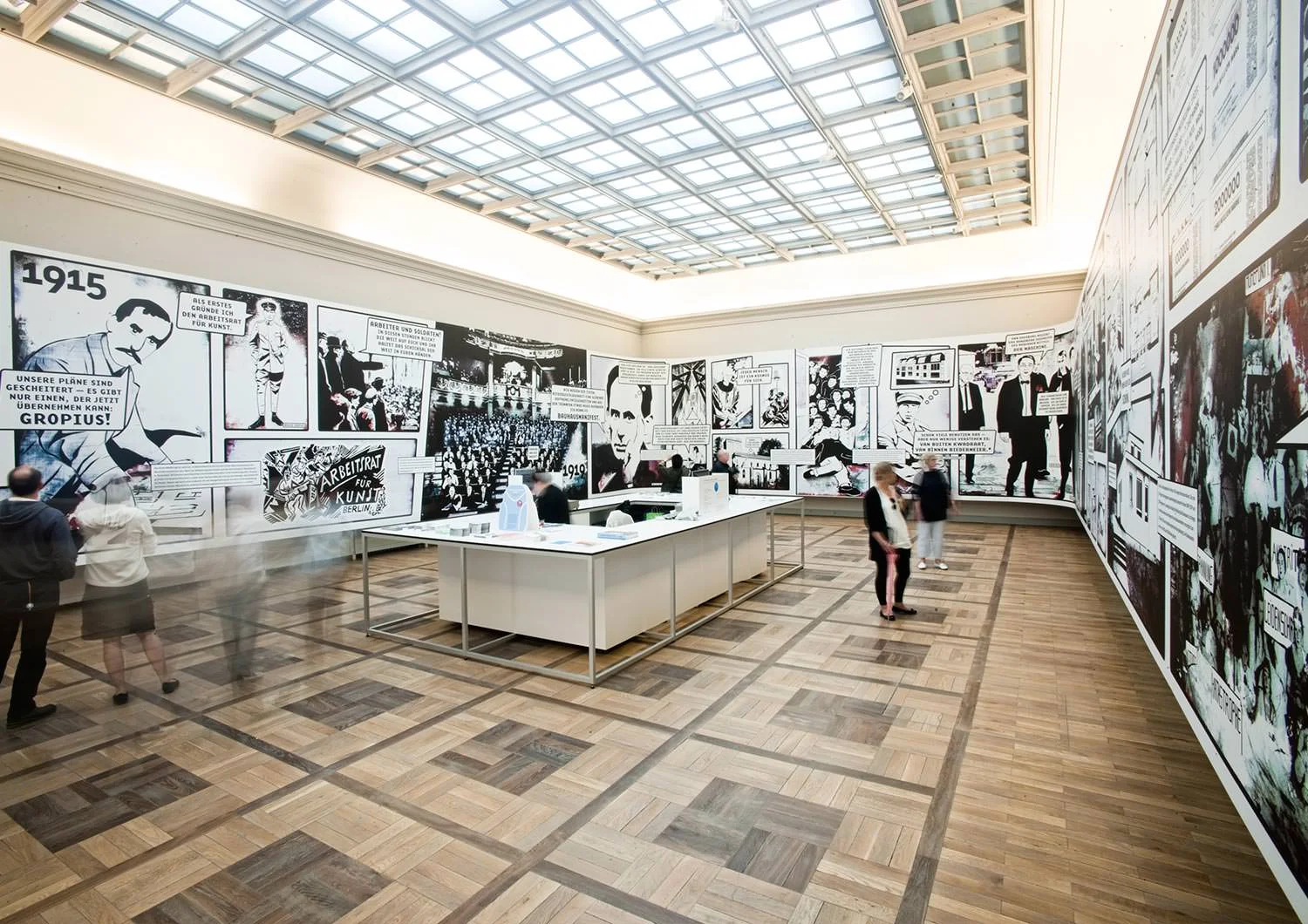 Are-We-Designer-07-Bauhaus-Panorama_1500px_72dpi_RGB.jpg
