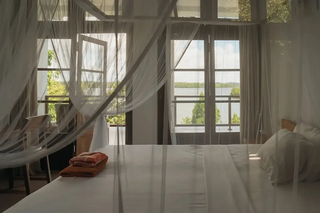 Private-Room-At-Lakna-Yoga-scaled-reduced.webp