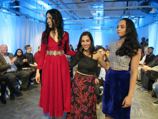 FYID held an "International Fashion Show" event to bring together seven designers from different cultures to present their designs to the public. (Reporter Yan Jiaying / Photography)