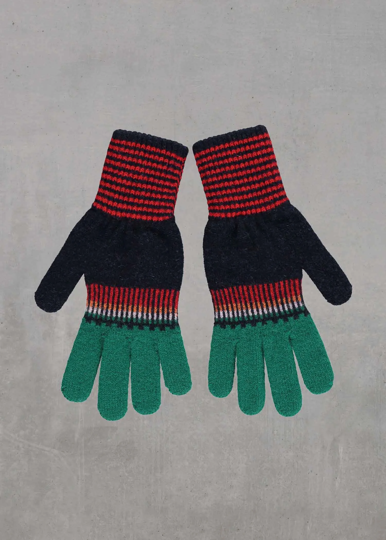 24-sporty-fade-out-glove-web.jpg