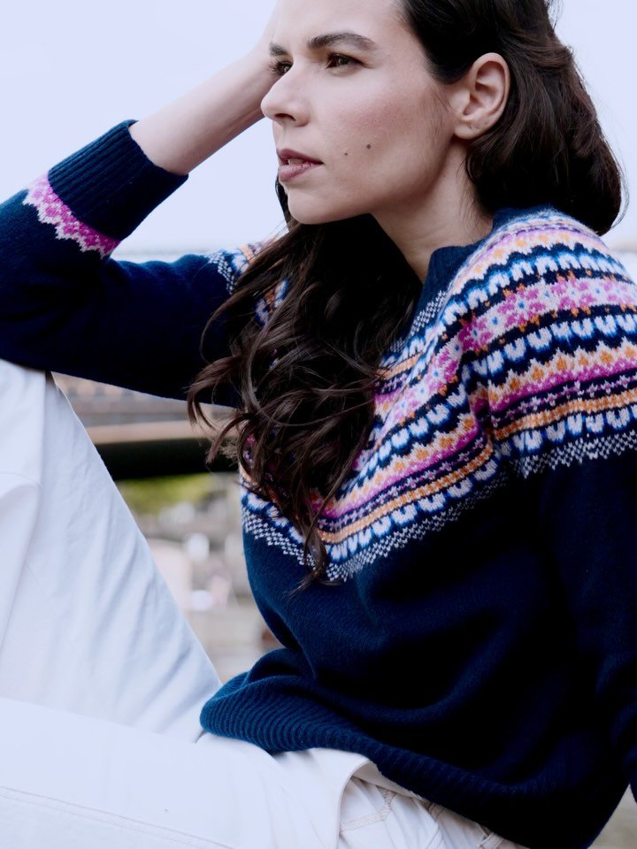 Some snippets from a lovely day in Cambridge with @asweetrohmance punting along the river Cam. Rohini is wearing our Fairisle Jumper in Deep Navy with Orange and Pinky Glow. This piece is available on the website at the moment if you are in need of s