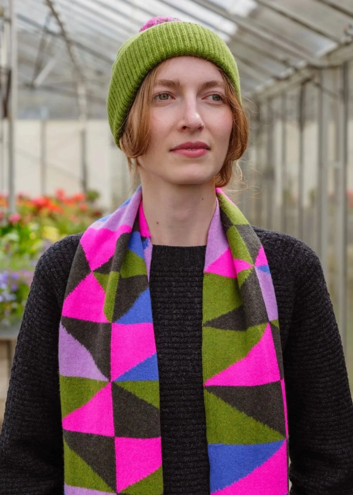 106+26+INTARSIA+SCARF+COL+3+SEAWEED+MULTI_DSF4219.jpg
