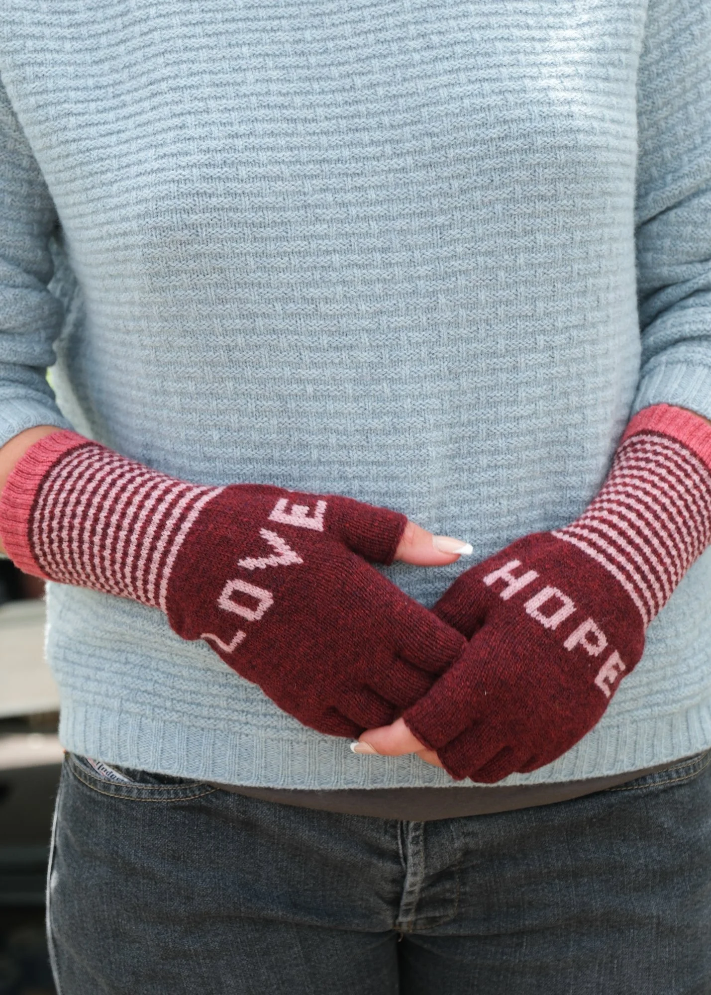 44923 LOVE HOPE FINGERLESS GLOVES COL 6 DSCF4040.jpg