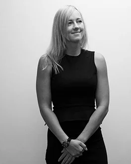 Marjolein van Kan – Financial Account Manager Marjolein heeft 8 jaar ervaring in de financiële dienstverlening met een focus op Dutch GAAP. Ze zorgt voor de administratieve dienstverlening en alles wat daarbij komt kijken en stelt jaarrekeningen op. Ze heeft een bachelor diploma Accountancy & Controlling behaald aan de Nijenrode Business Universiteit. E-mail: kan@taxatwork.com