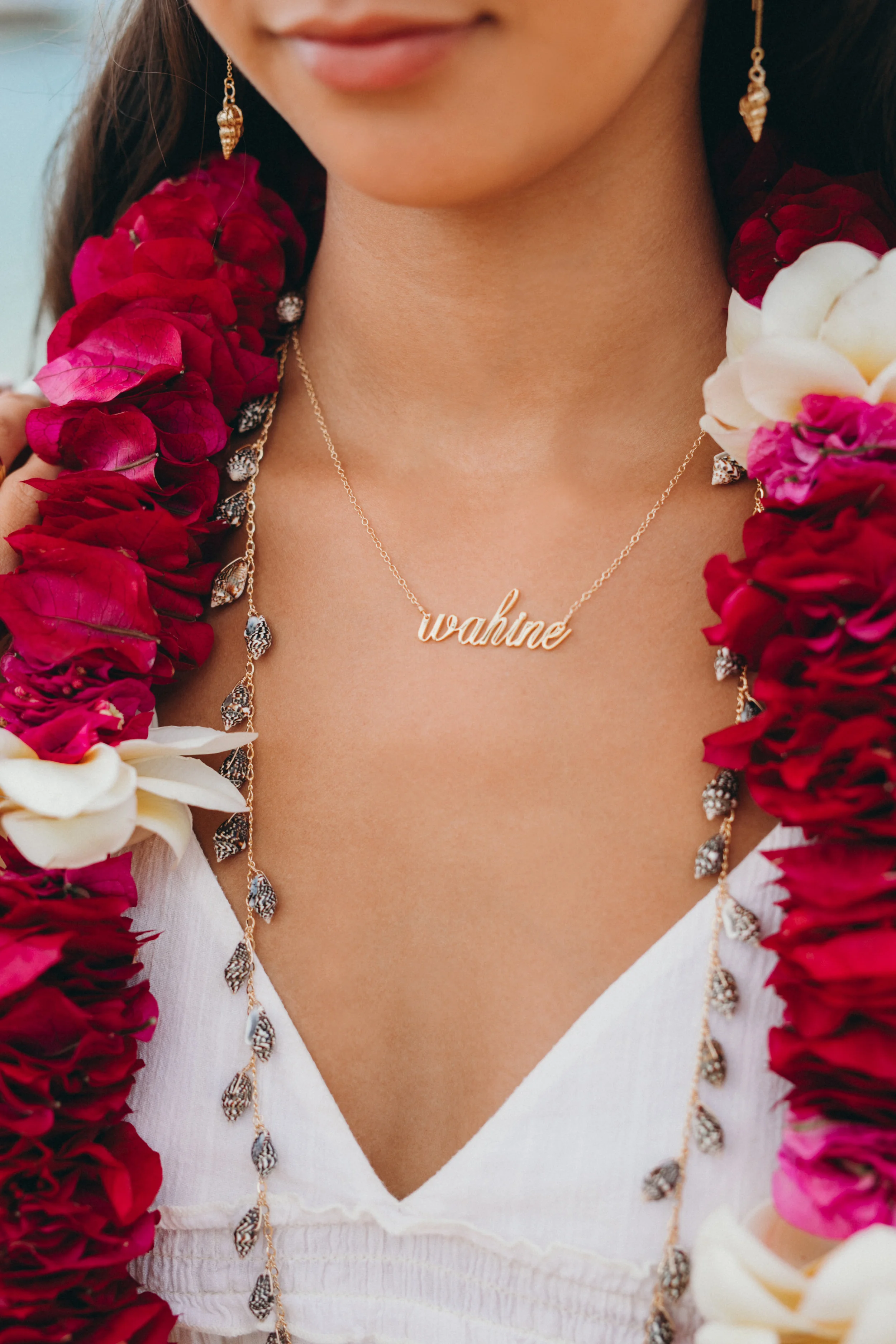 Small Wahine necklace_SIDE.jpg