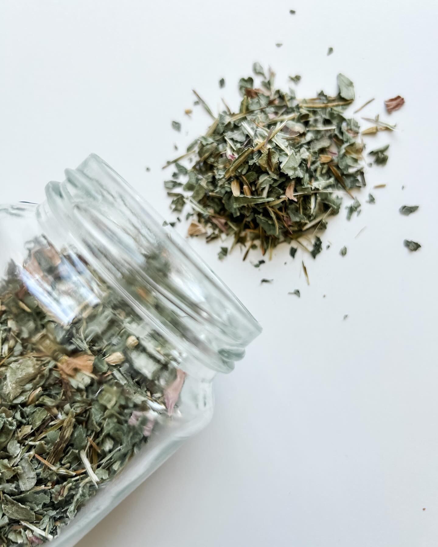&ldquo;Nature itself is the best physician.&rdquo; &mdash; Hippocrates

It&rsquo;s time to bring this beautiful magic back into every home&hellip;.

#naturaltherapies #naturalmedicine #healthyfamilies #healthykids #natureshealingherbs #nutrition #nat