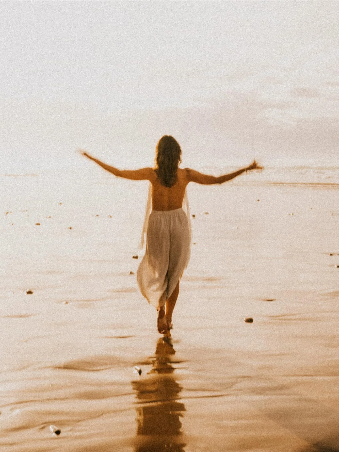 God can only be a woman 🐚
@pauline.szabo