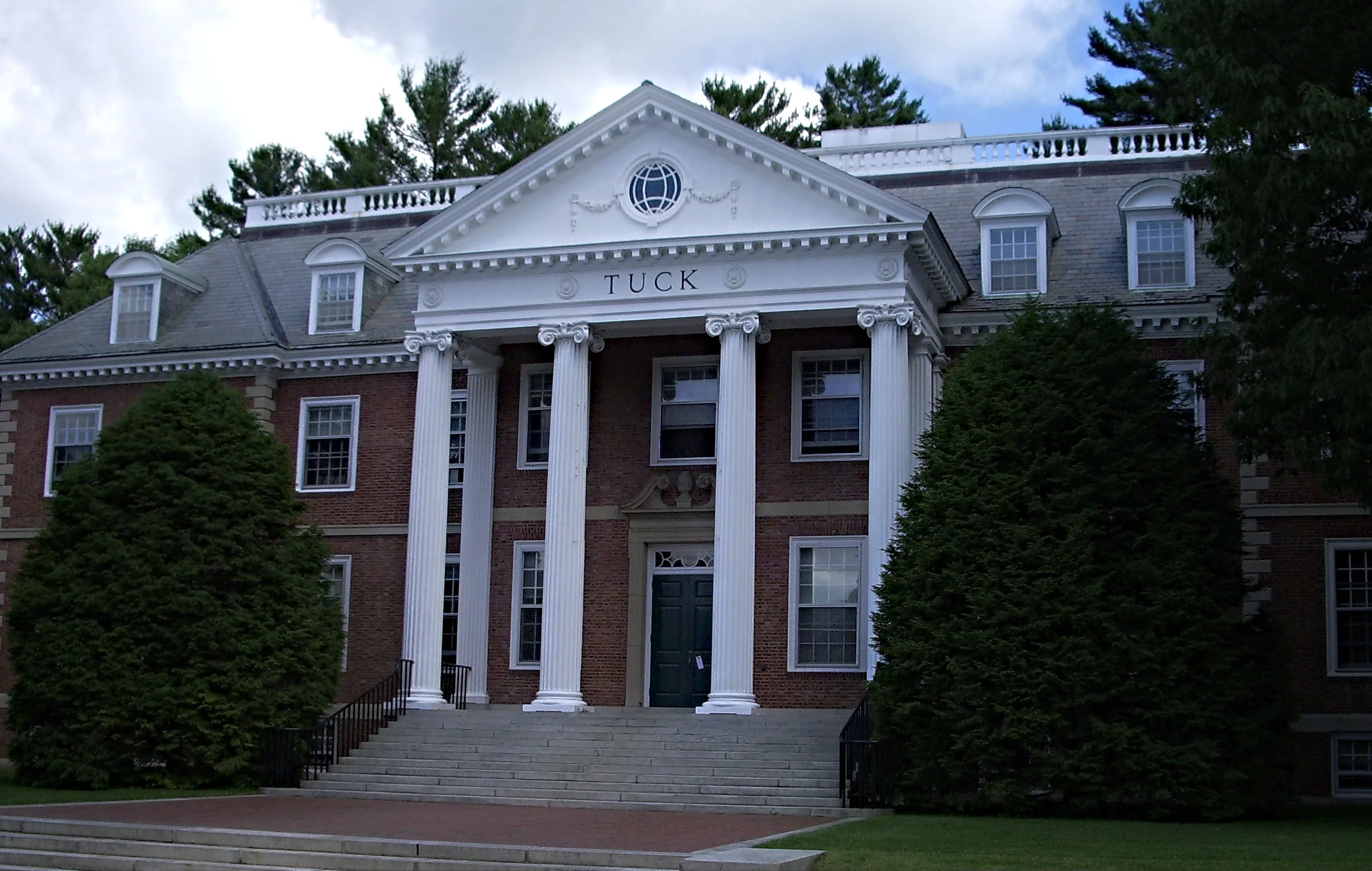Dartmouth 1.jpg