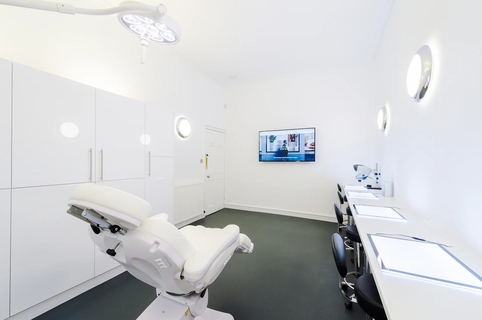 Dr Nestor's Aesthetics Treatment Room.jpg