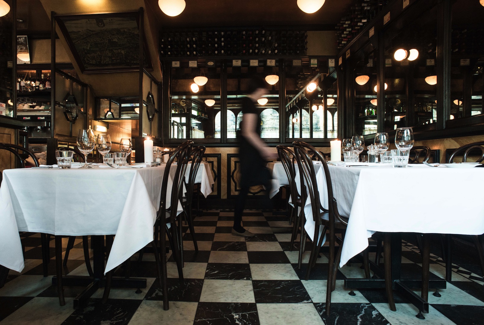 Cafe St Honore room with waitress 2.jpg
