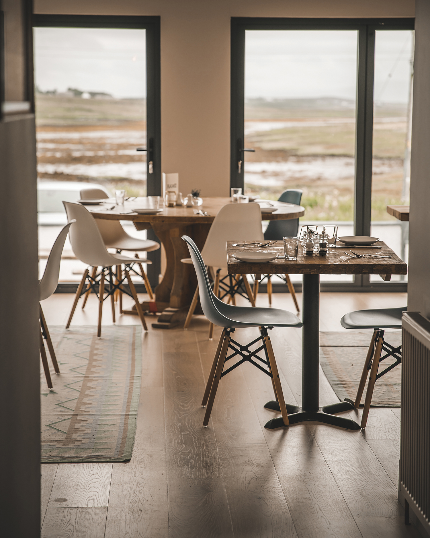 hame dining room.jpg