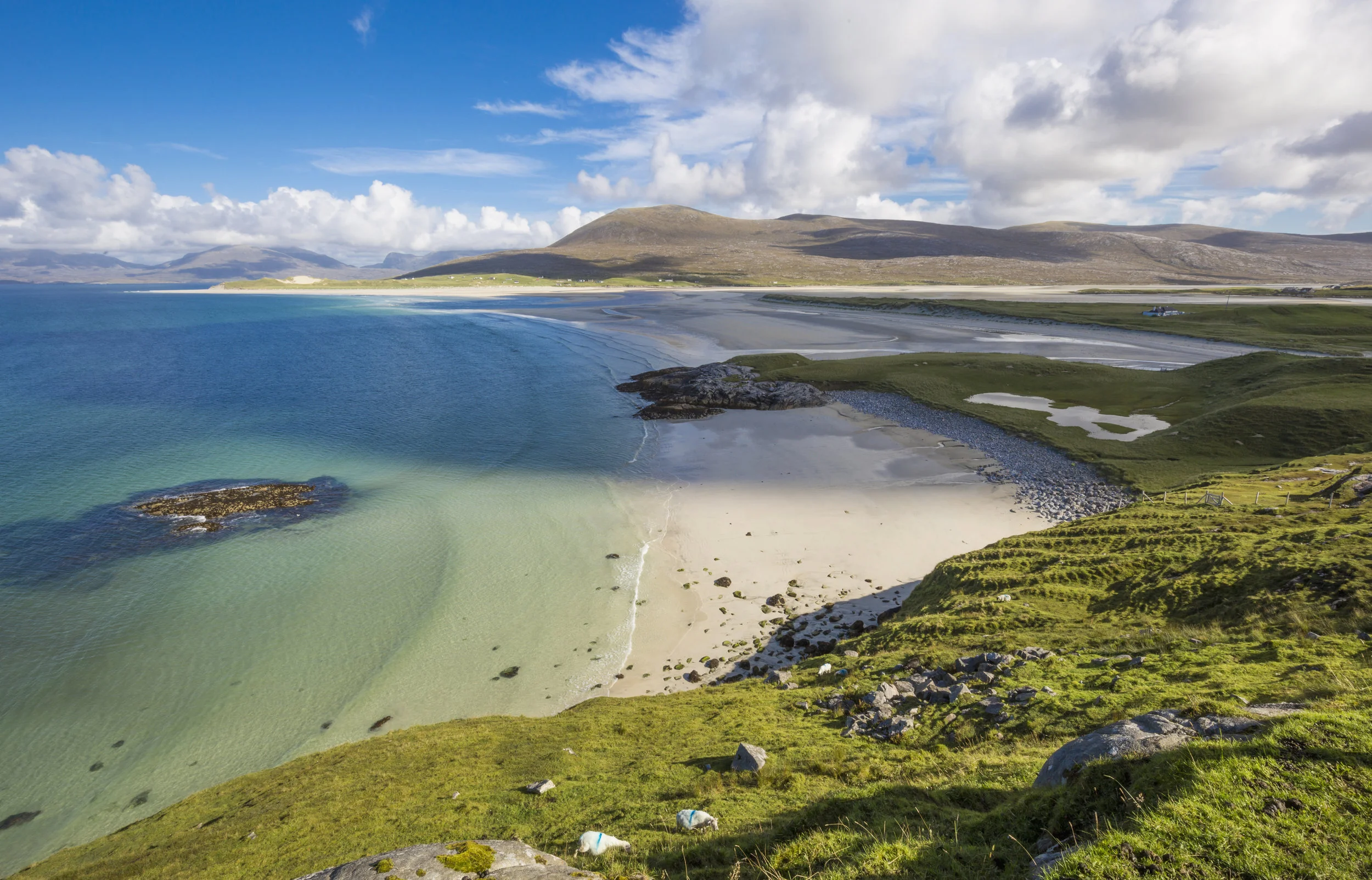 Luskentyre visitscotland_38012509809.jpg