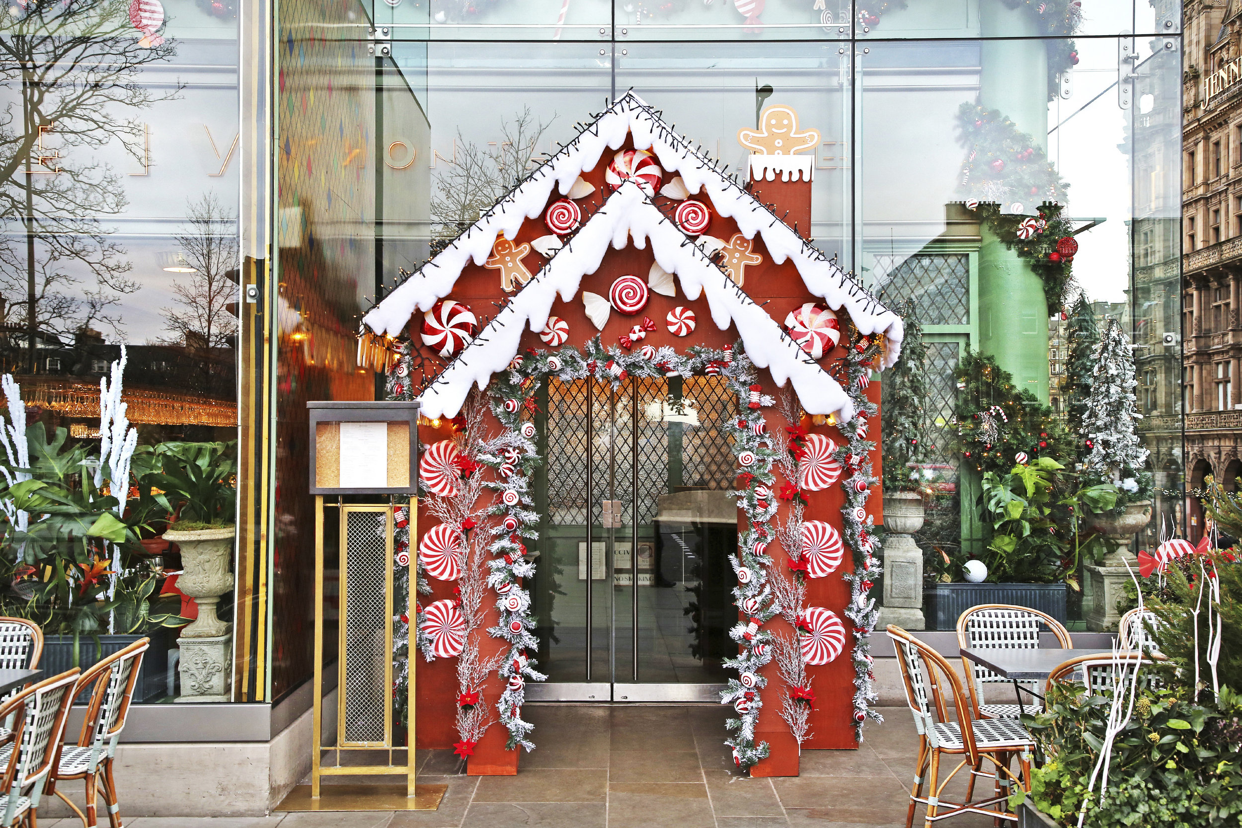 Edinburgh's The Ivy on the Square gets a festive gingerbread makeover