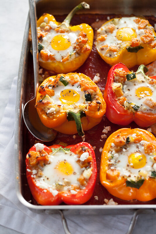 BAKED EGGS IN STUFFED PEPPERS