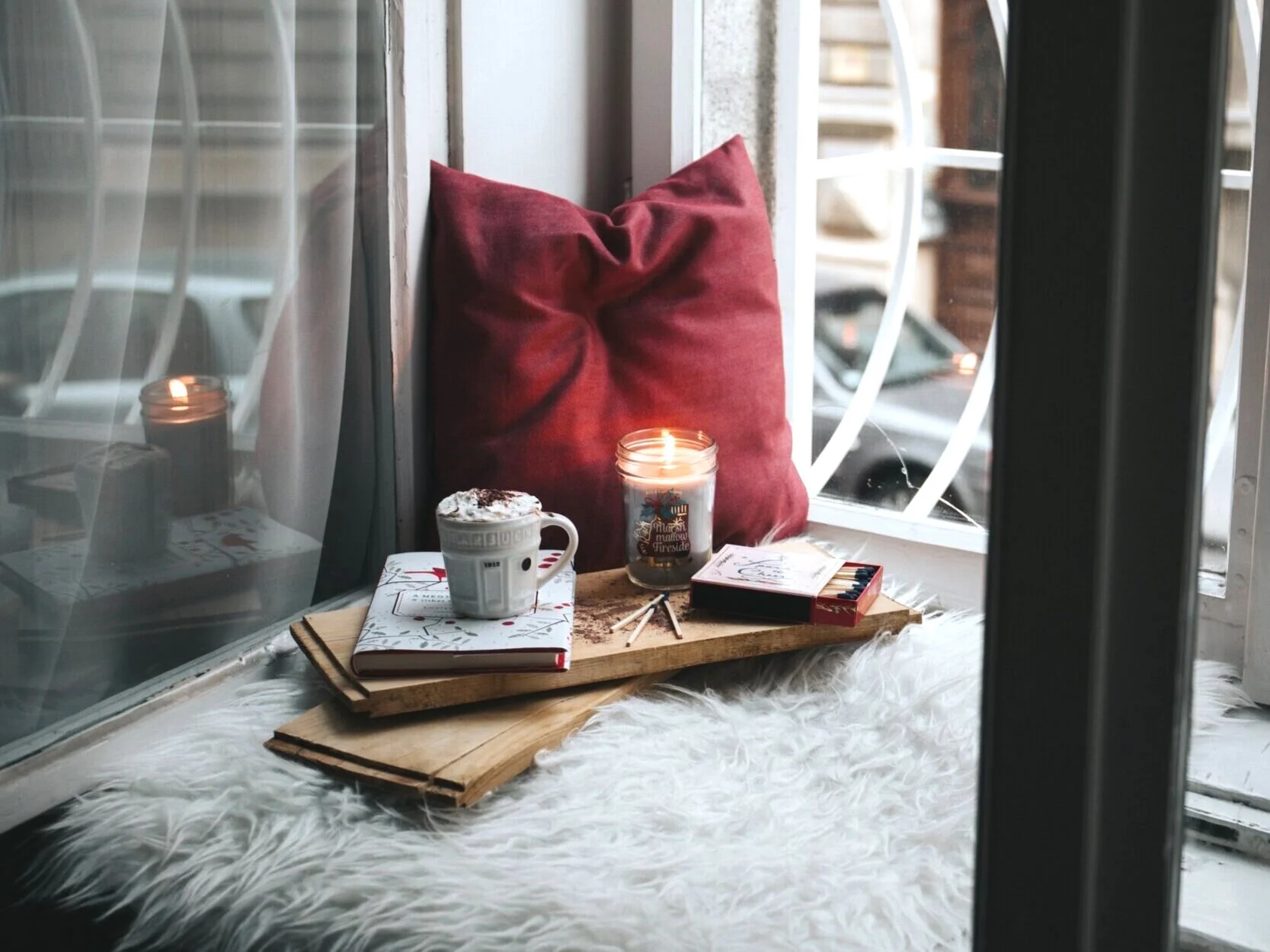 Hood's favourite festive reads to curl up with—just add hot chocolate