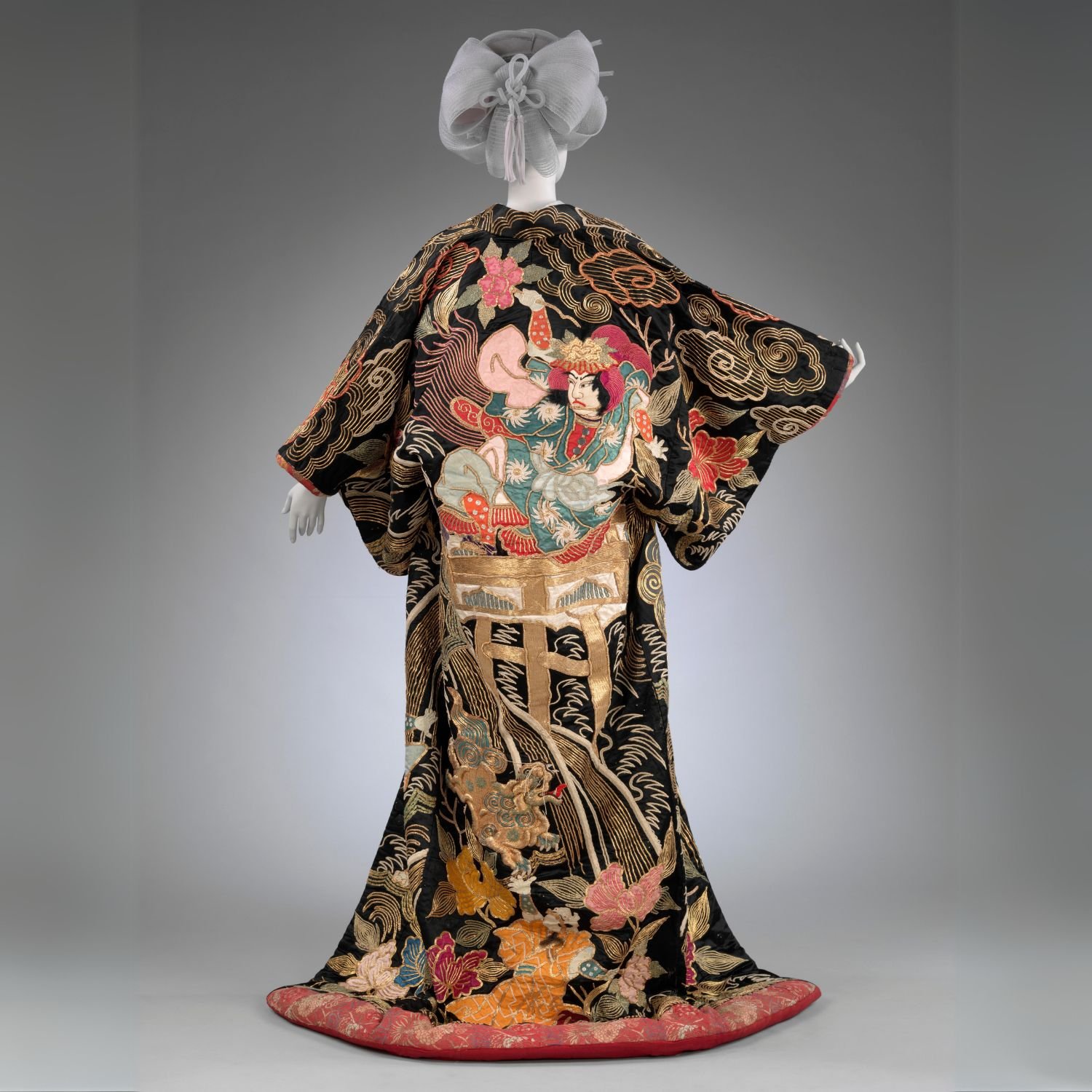 kimono-v-and-a-dundee.jpg