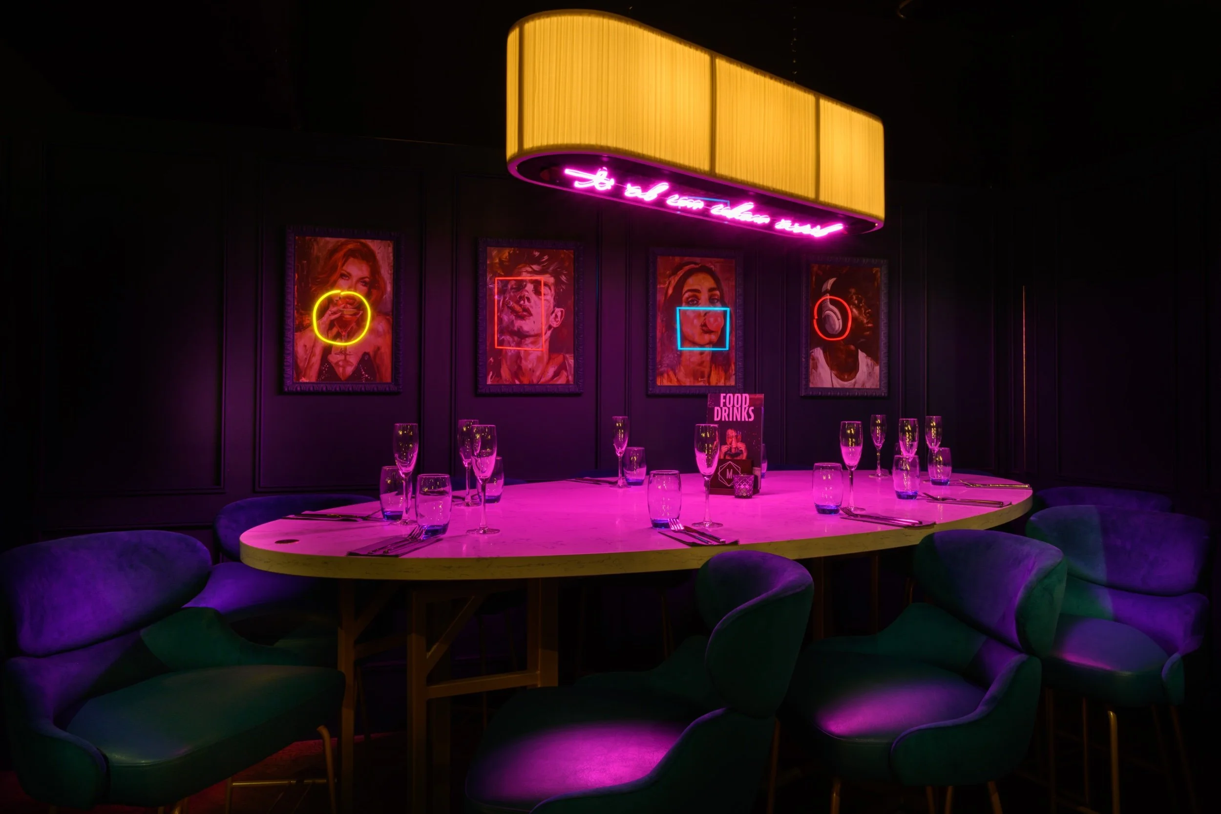 New Cocktail Bar Brings NYC Glamour to Rose Street