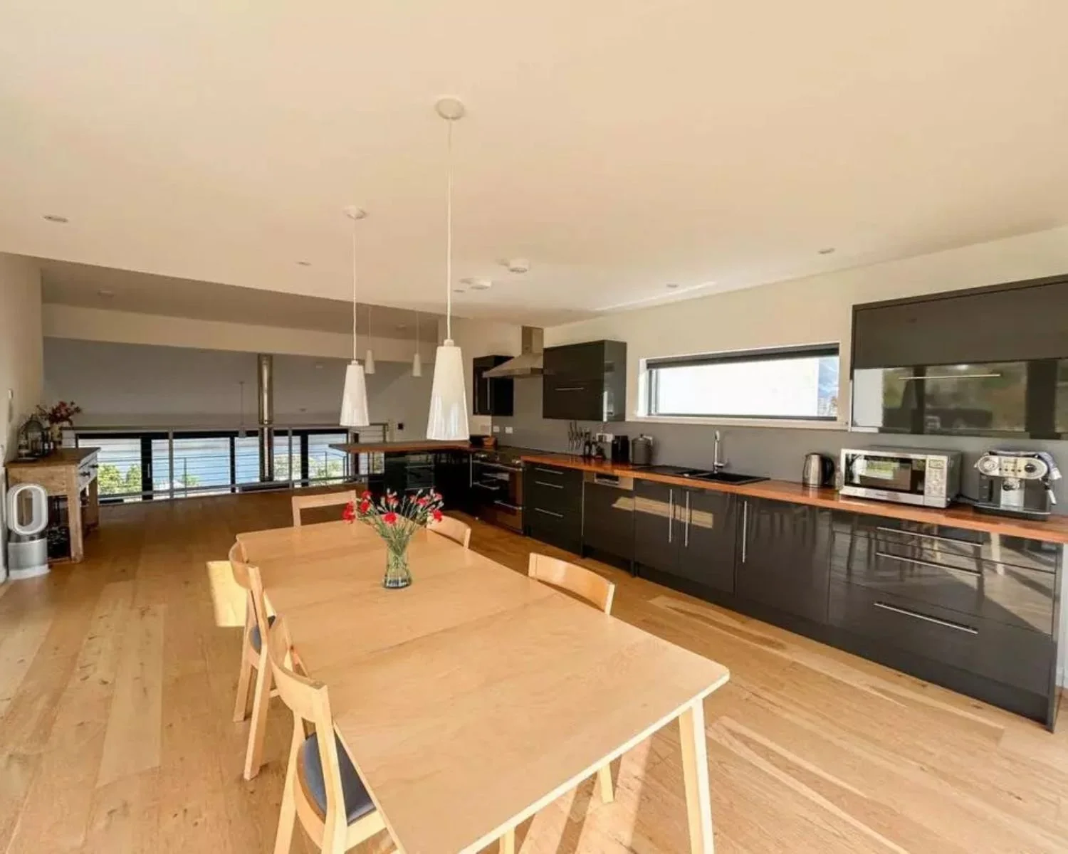 best-houses-for-sale-in-scotland-with-a-sea-view-isle-of-skye (1).jpg