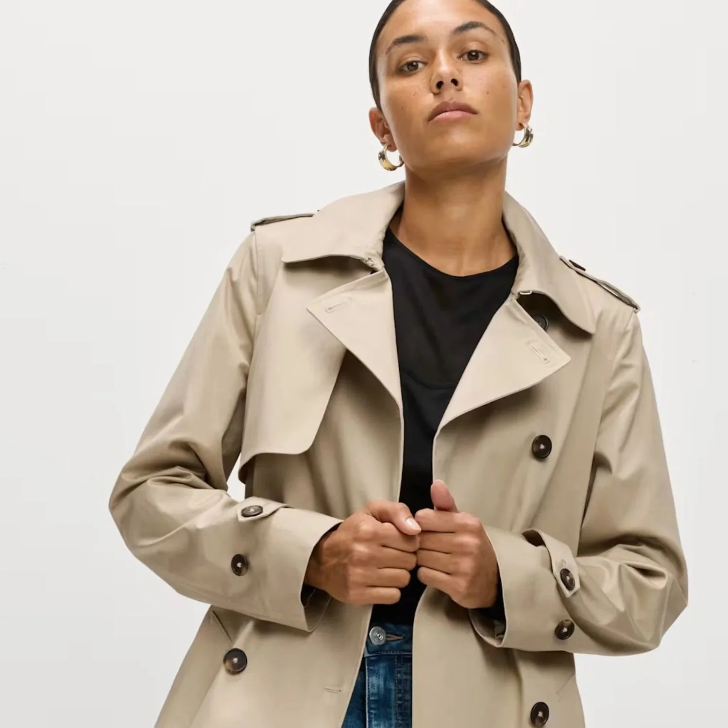 The £79 M&S Trench That’s the Perfect Early Autumn Layer