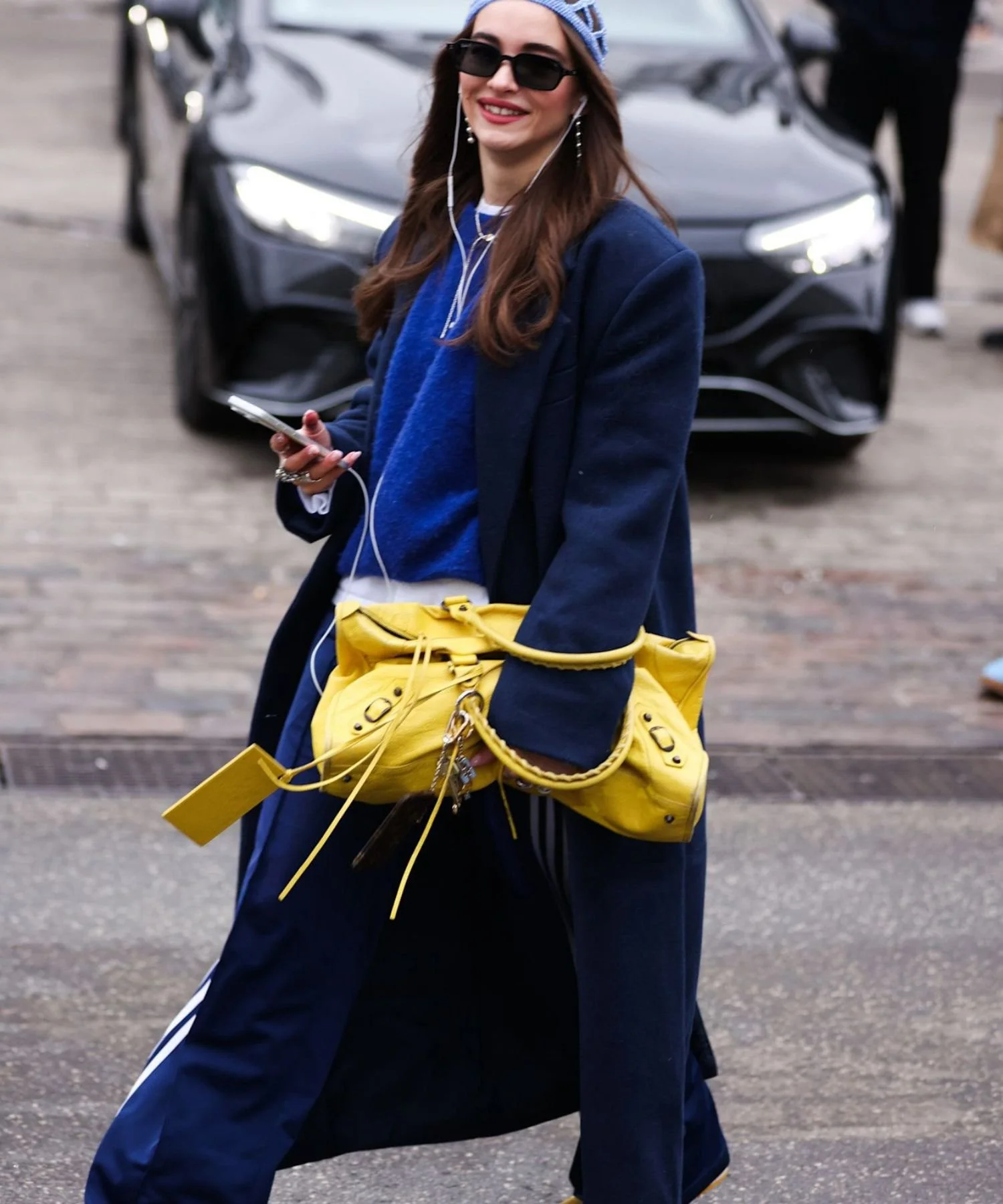 bags-as-clutches-best-street-style-from-copenhagen-fashion-week (2).jpg