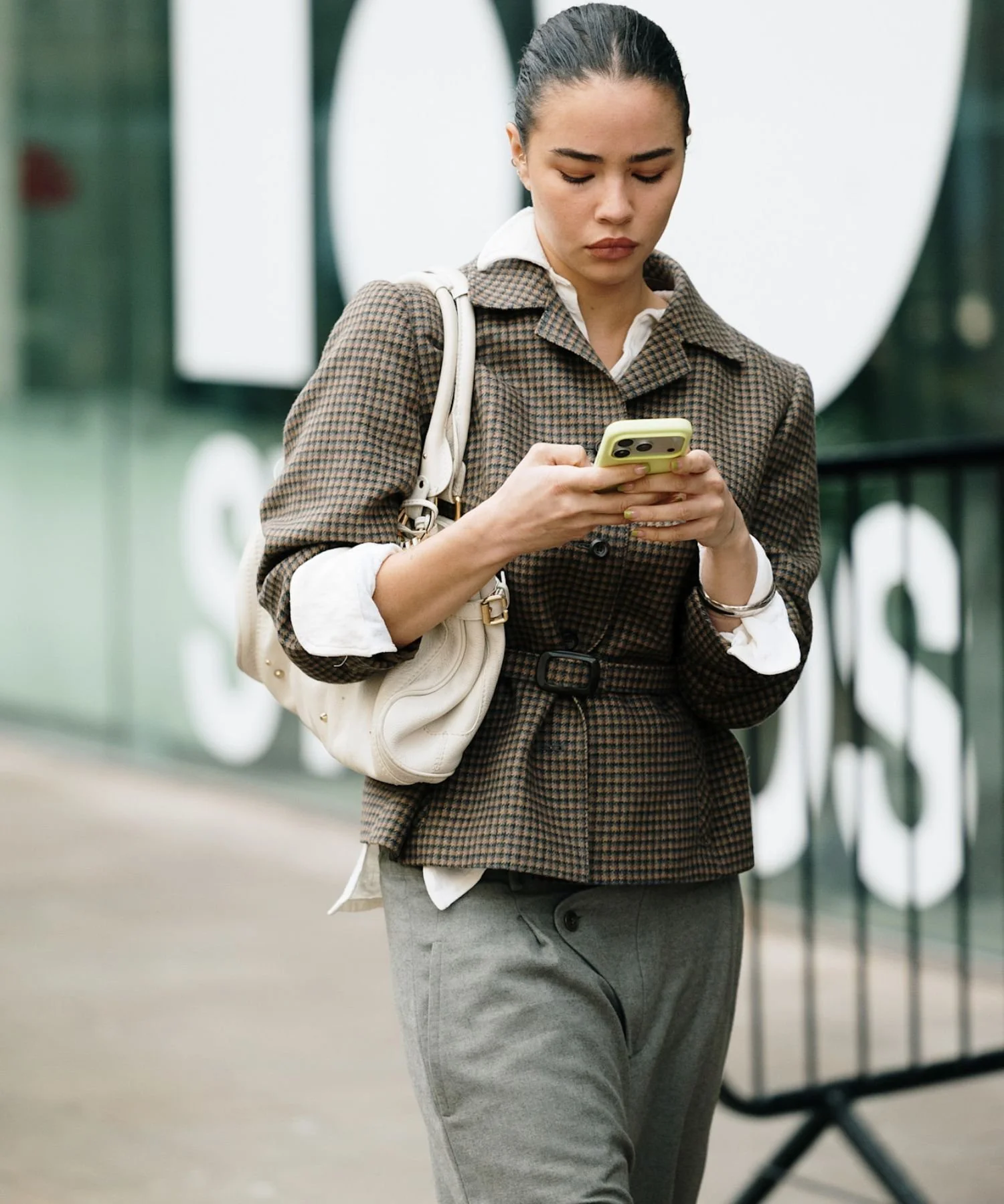 best-london-fashion-week-street-style-texture-play (1).jpg