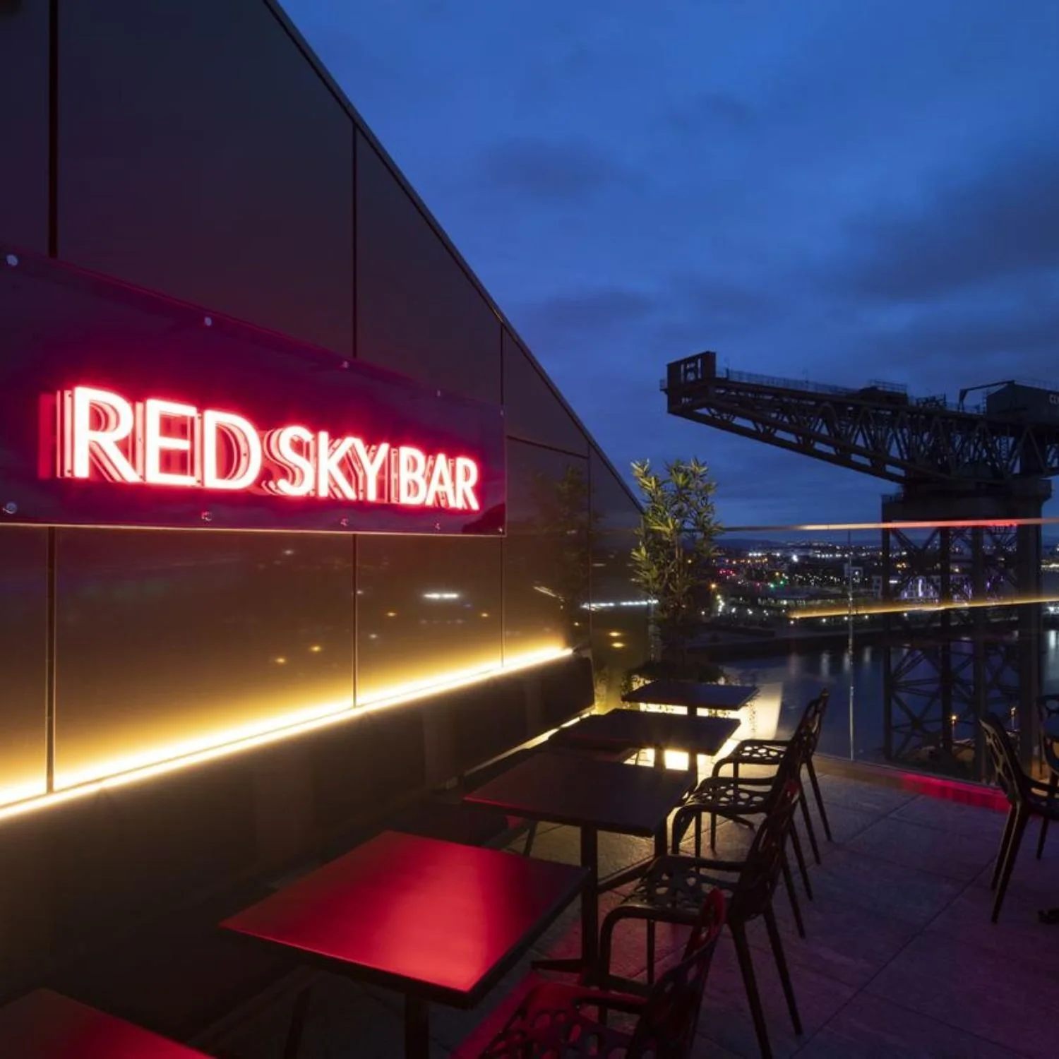 amy-irons-to-host-scottish-influencer-awards (2).jpg