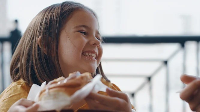 Our client Just Baked is changing the vending machine game. Their smart bistros shell out quality meals in literally seconds and we were more than happy to film, photograph, and taste them all. Here are some stills of what we captured 🤤