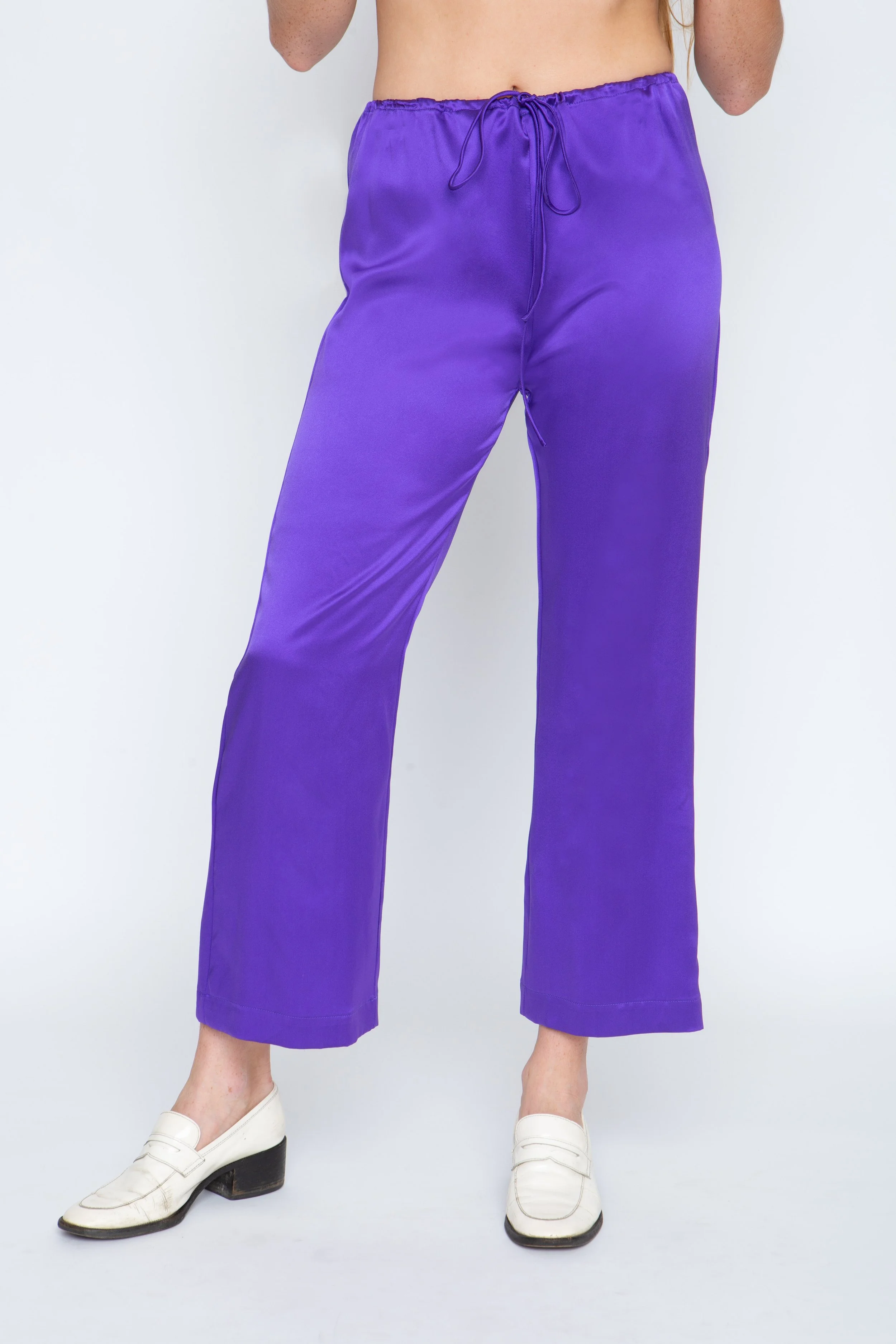 LilyForbes969-CLEAN UP PANT WRINKLES?.jpg