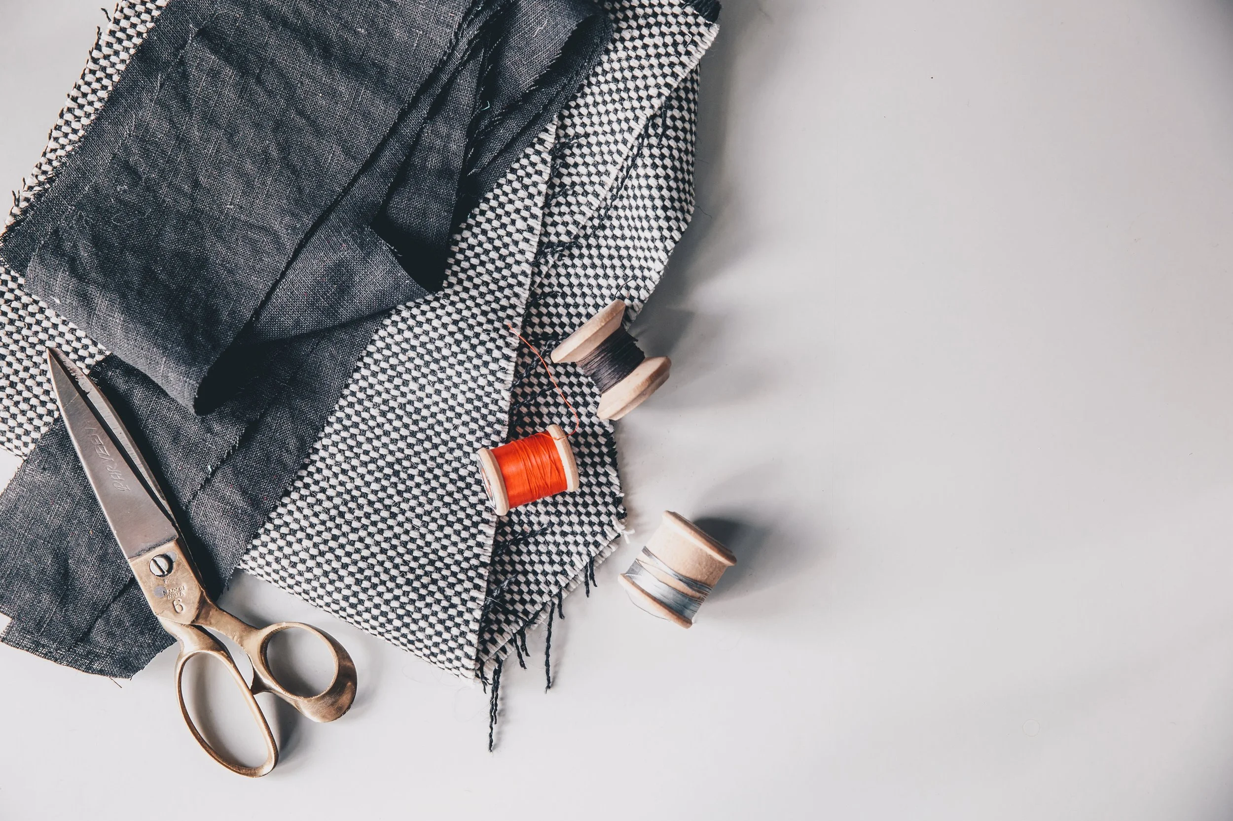 sewing-flatlay_4460x4460.jpg
