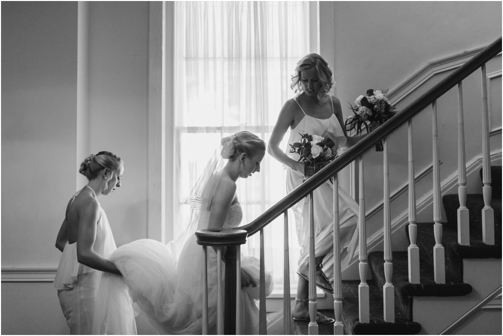 inn_at_vint_hill_virginia_summer_wedding_photo_0039.jpg