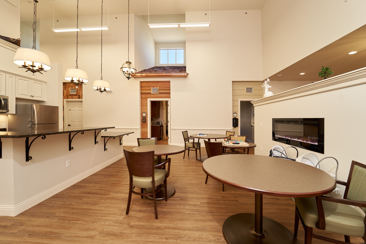 Interior2.jpg