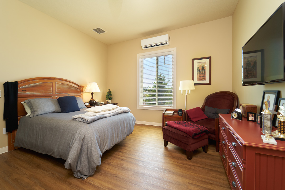 Suitebedroom.jpg