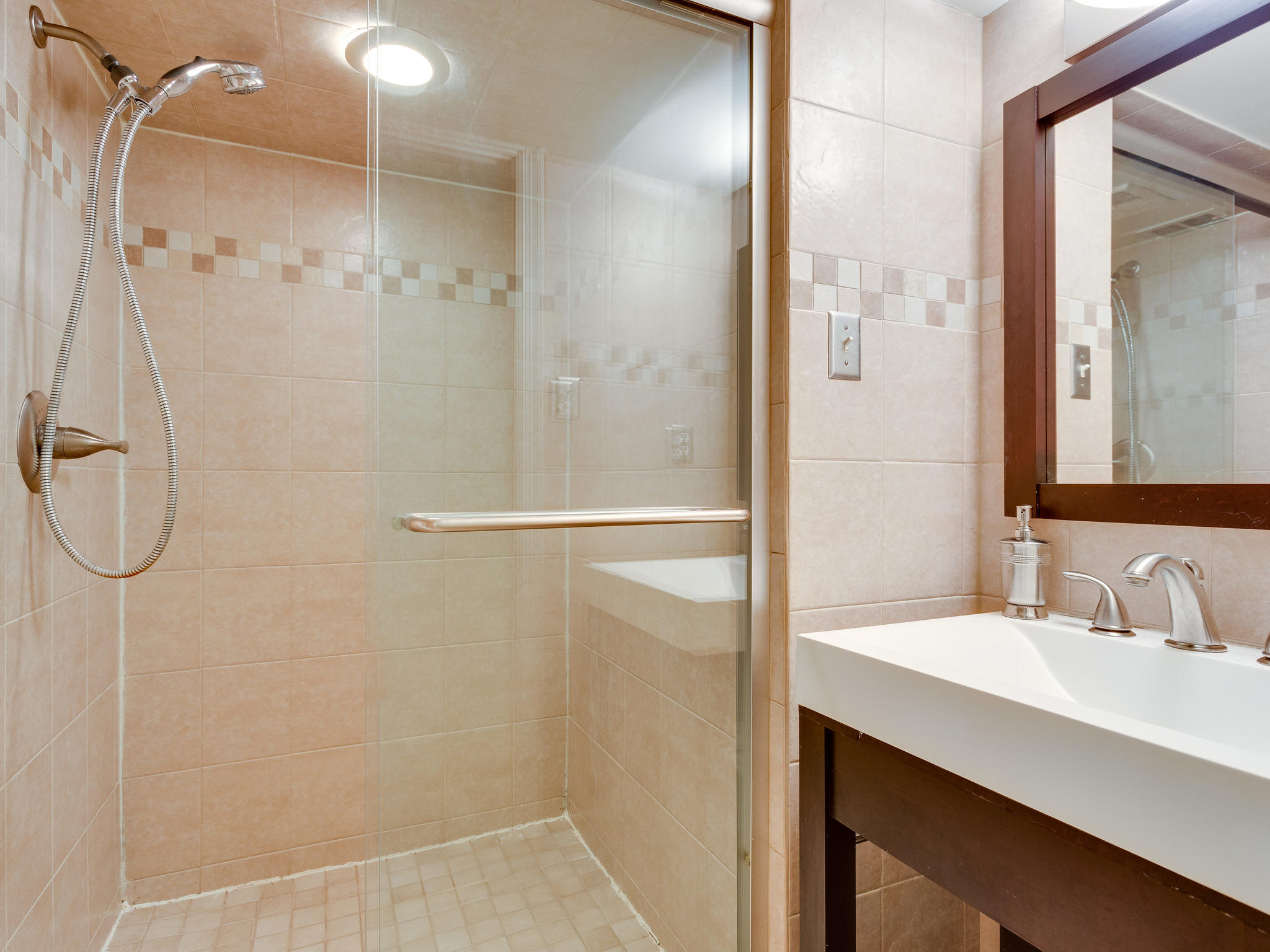 5523 Miles Ct Springfield VA-MLS_Size-039-29-Basement Bath-2048x1536-72dpi.jpg
