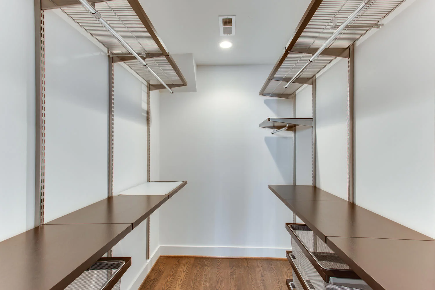 1524 Ogden St NW Unit 2-large-011-7-Master Closet-1500x1000-72dpi.jpg