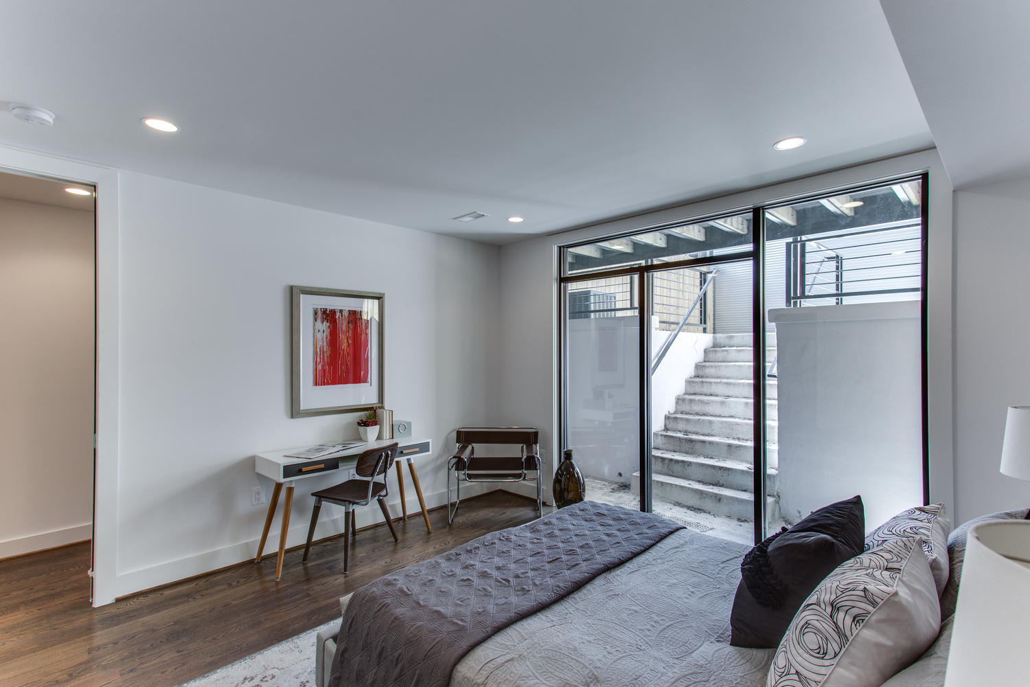 1524 Ogden St NW Unit 2-large-012-4-Master Bedroom-1500x1000-72dpi.jpg