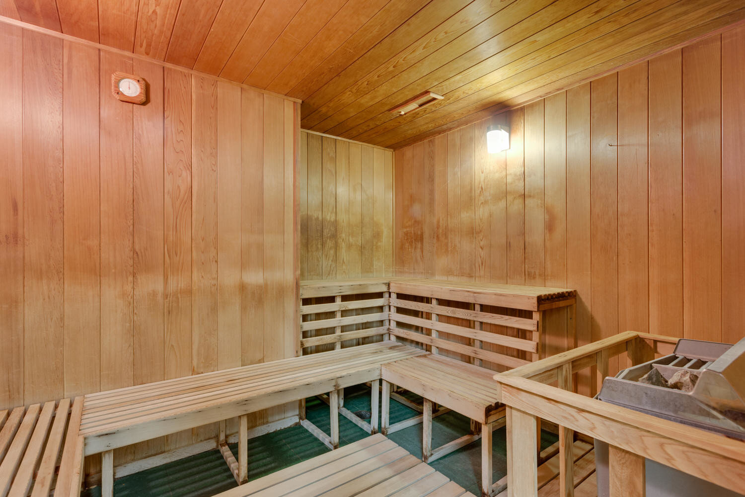 Sauna.jpg