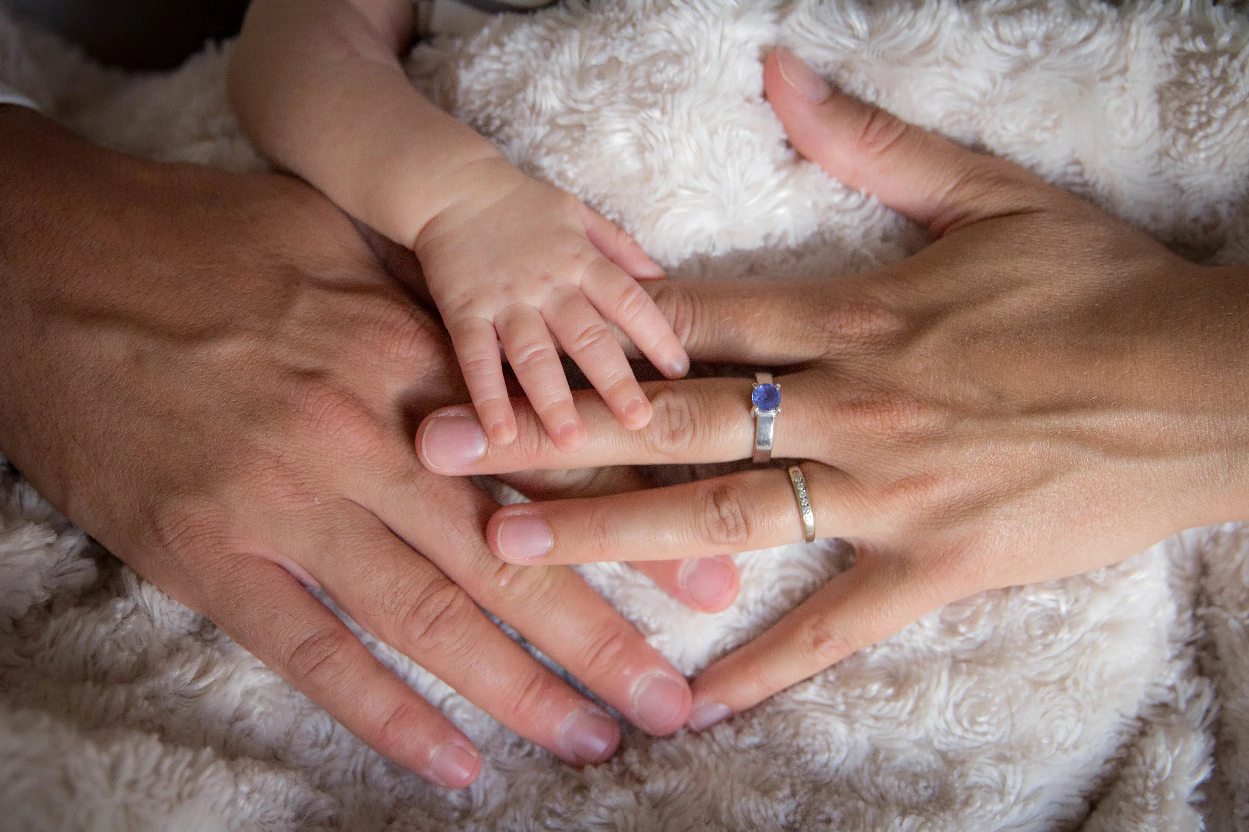 Ta main toujours dans la mienne / Always hold my hand