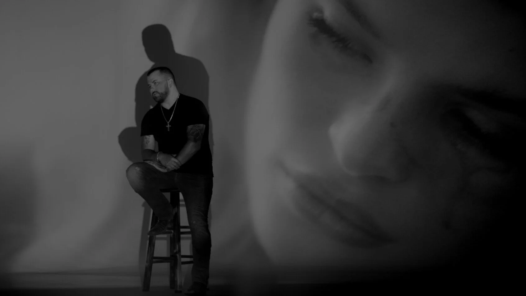 Tyler Farr - Cover Girl (Visualizer)