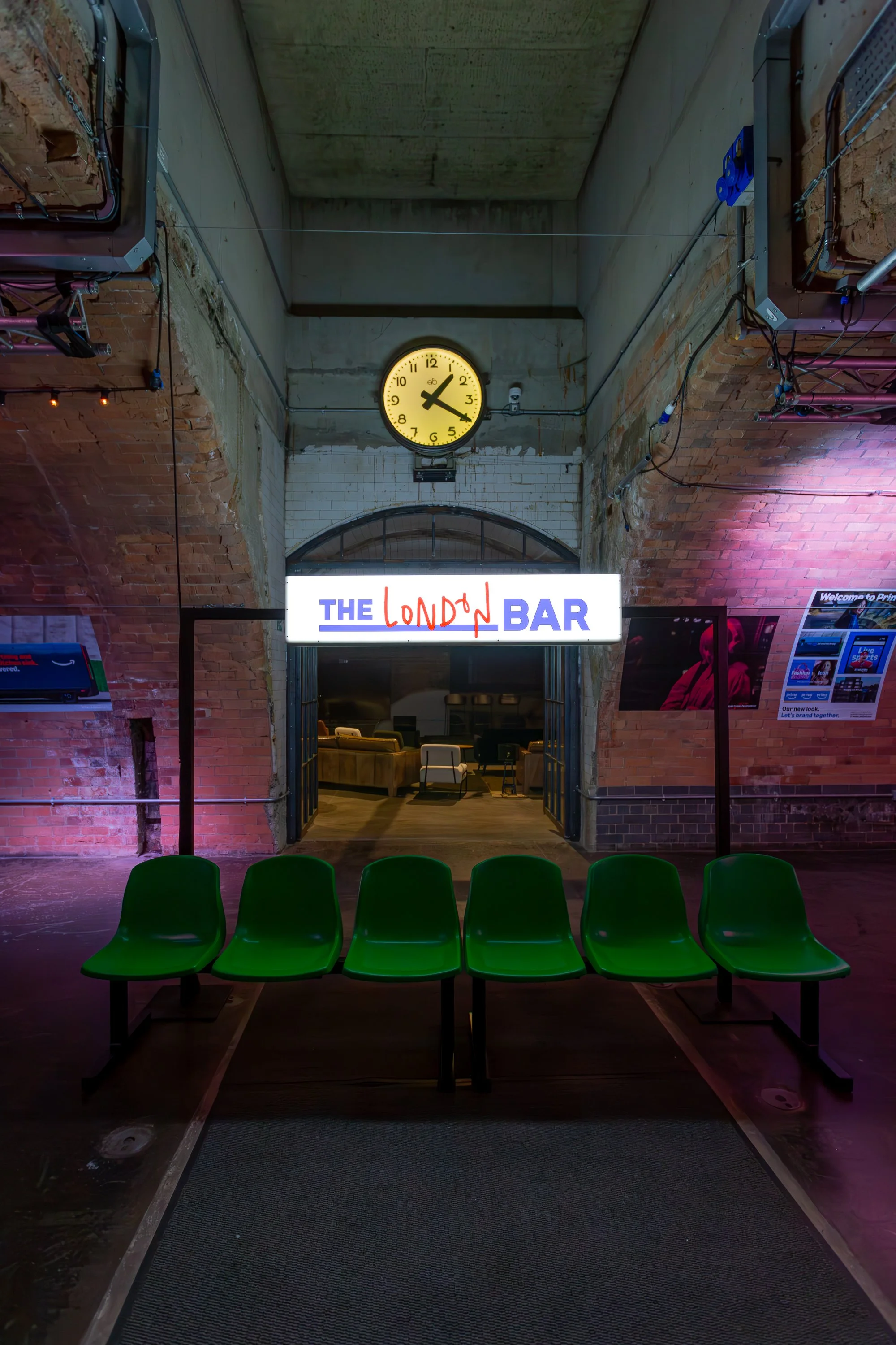 Amazon - The London Bar