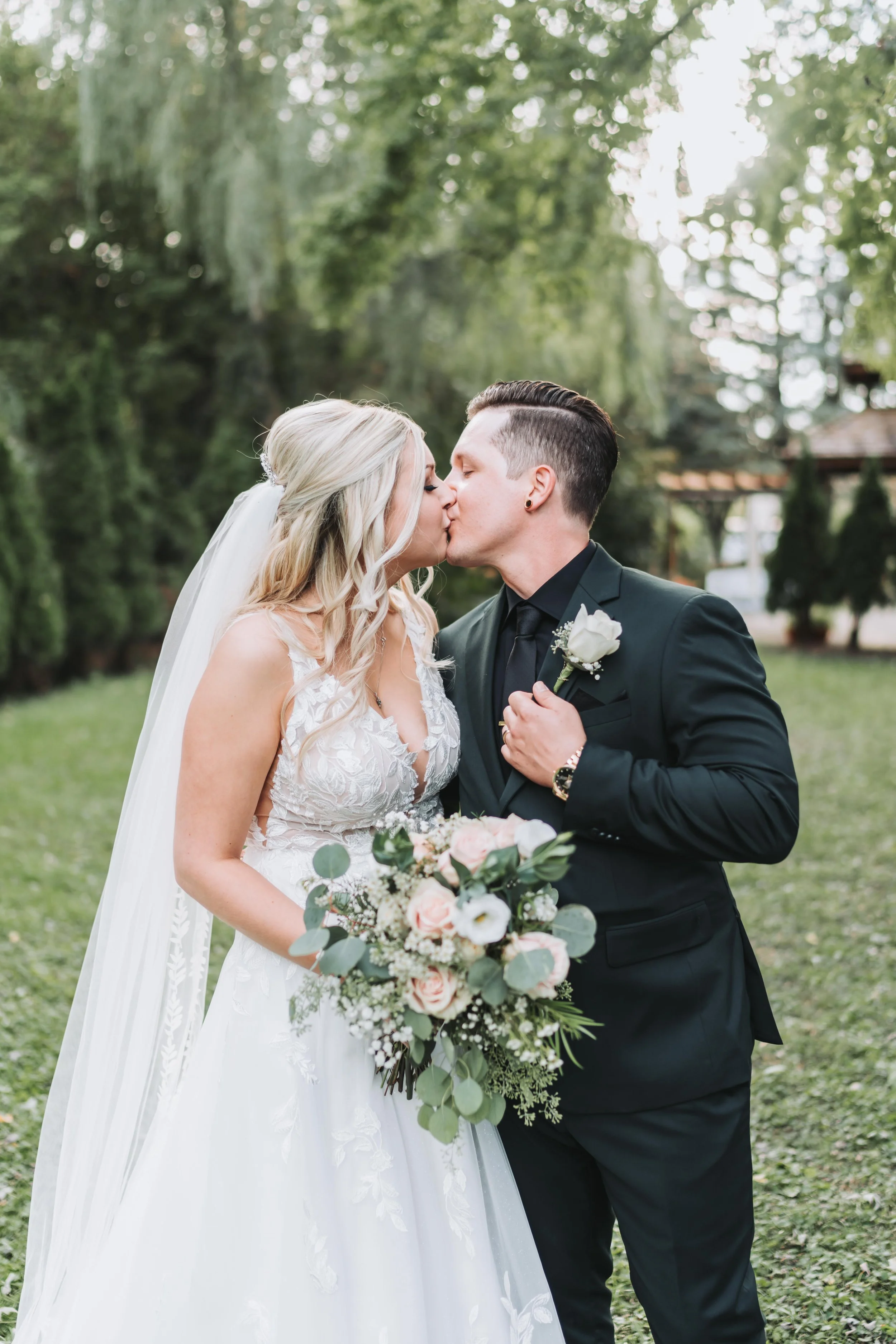 The Golden Rule for Any Toronto Wedding Photographer: Stay Unobtrusive
