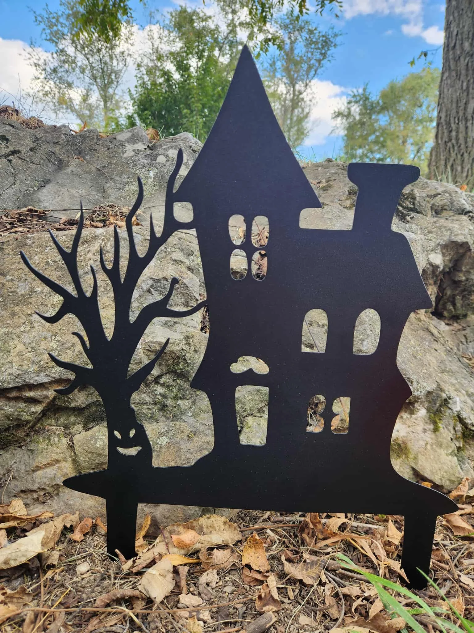 spooky house 1.jpeg