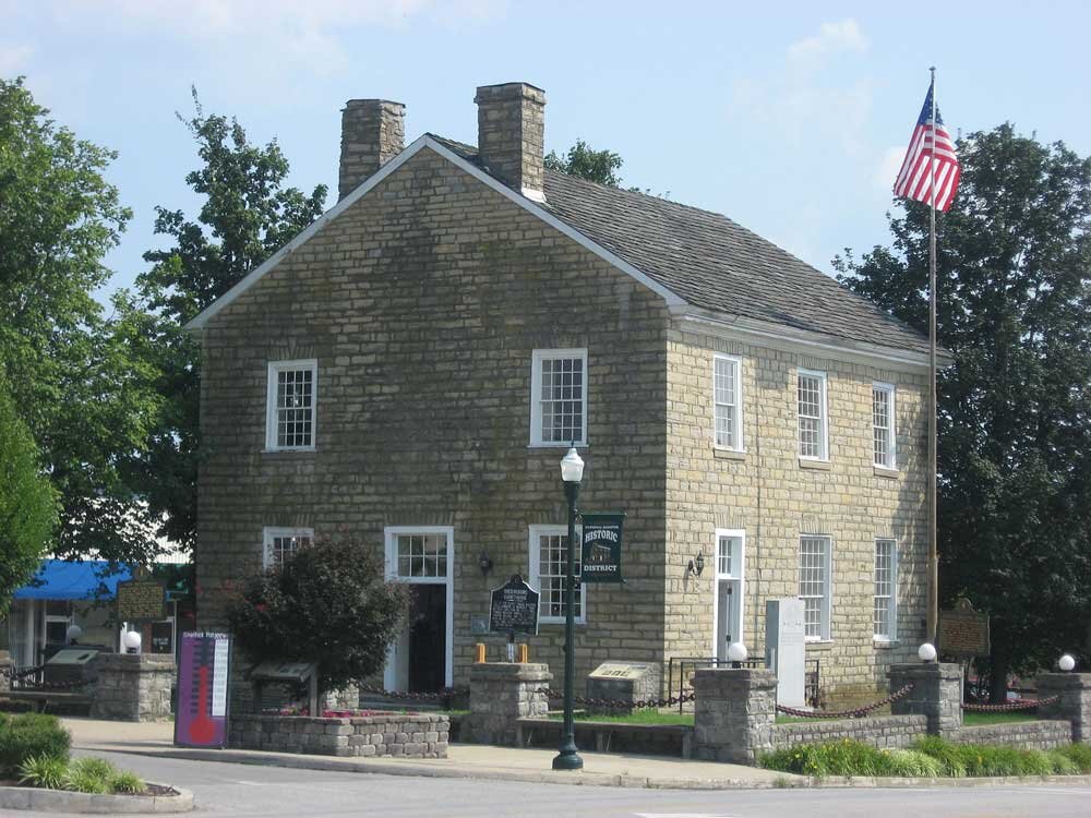 historic-old-courthouse.jpg